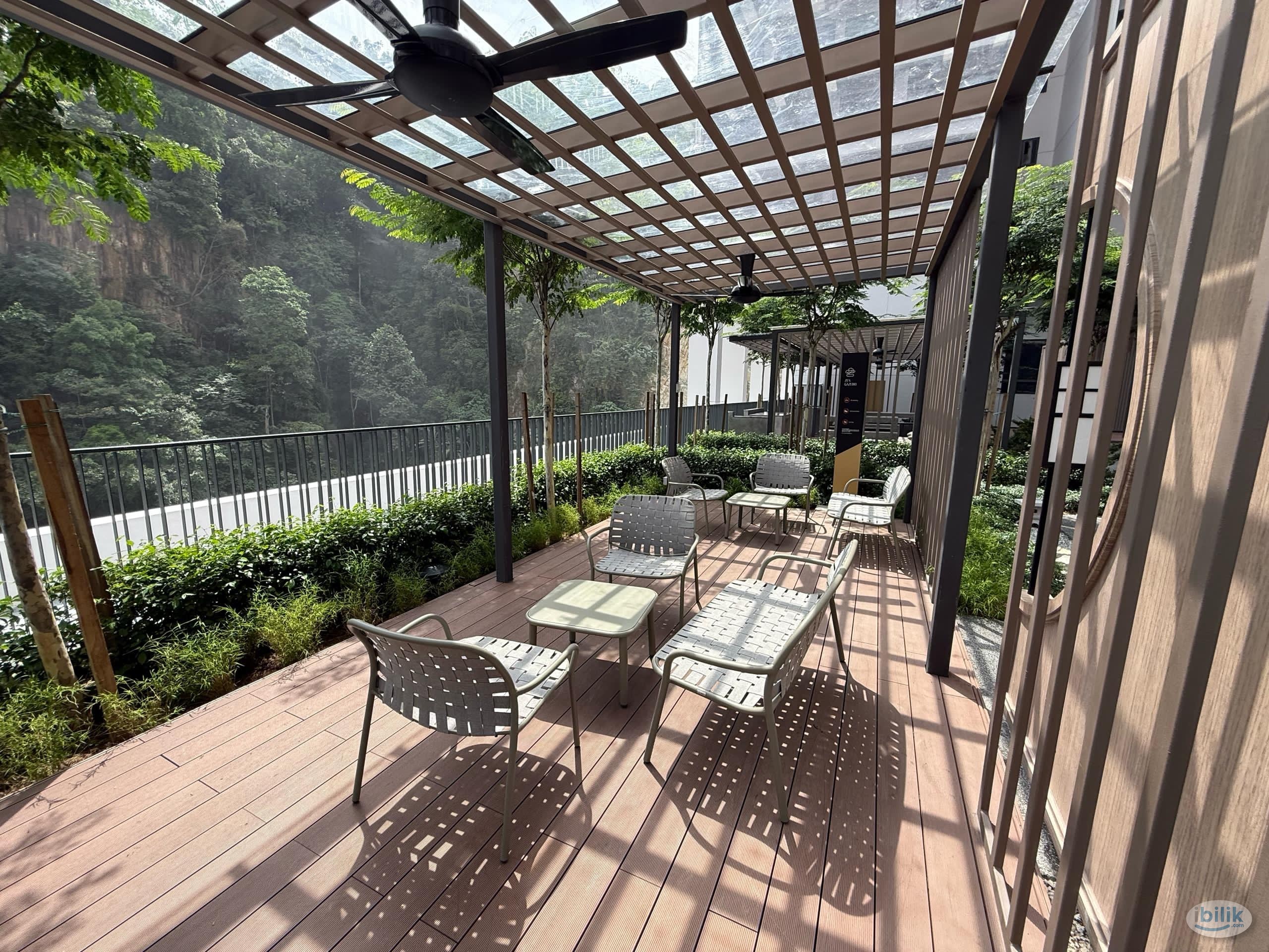 Middle Room at D’Erica, Central Park Damansara, Petaling Jaya - Image 4