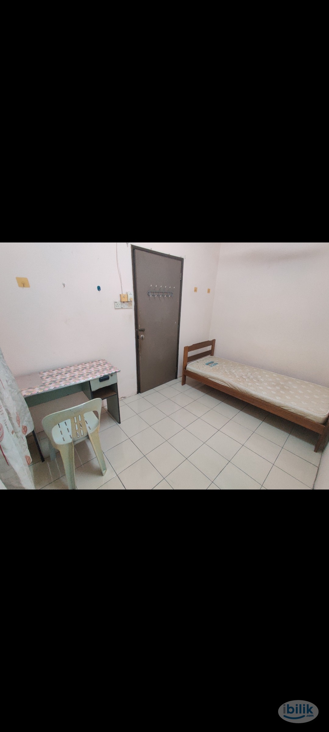 SS15/2E Room - Image 1