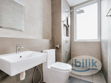 Exclusive Fully Furnished Private Medium Room, Walking Distance MRT - Image 4