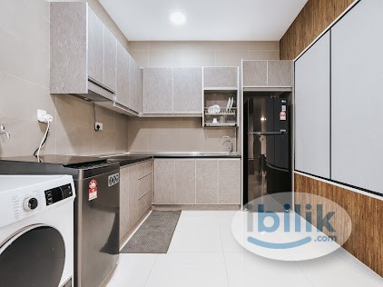 Exclusive Fully Furnished Private Medium Room, Walking Distance MRT - Image 5