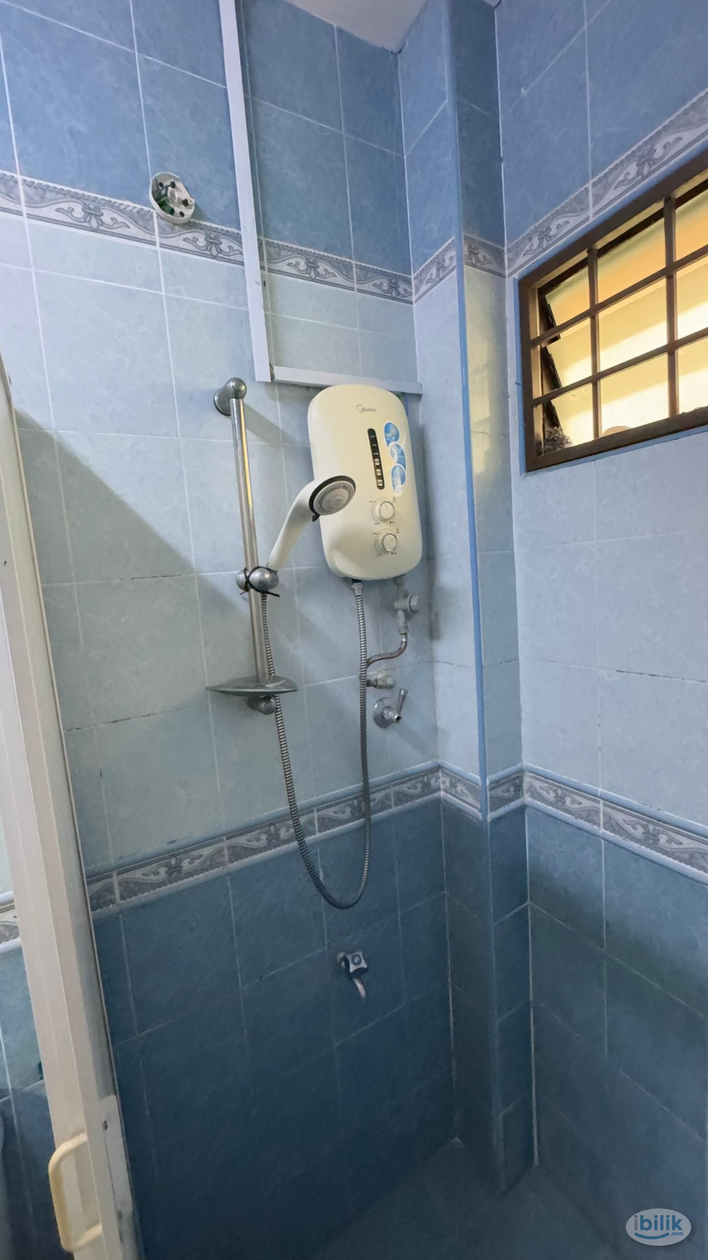 Private Bathroom🛁 Comfy Room at SS14🏡 - Image 5