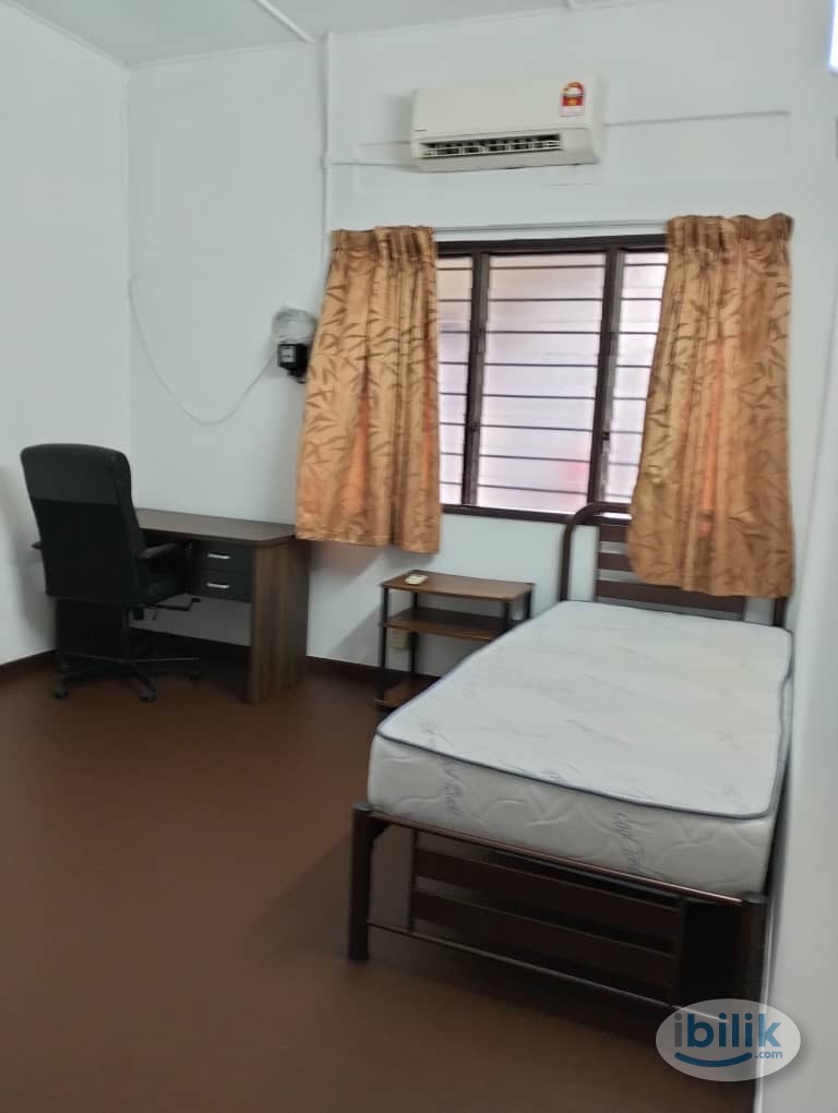 Female-only. Spacious furnished rooms. AC/no AC. Sec 17, PJ - Image 1