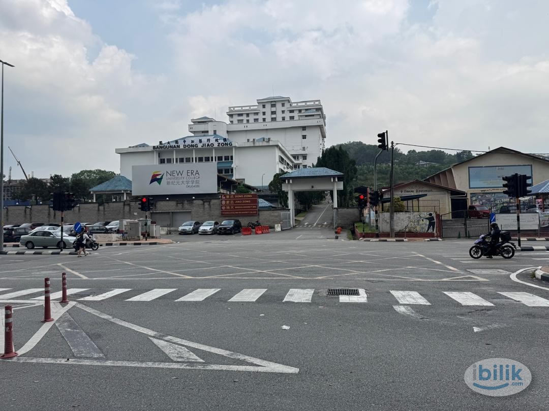 MKH BOULEVARD 2 KAJANG, NEXT TO NEW ERA 新纪元大学 - Image 1