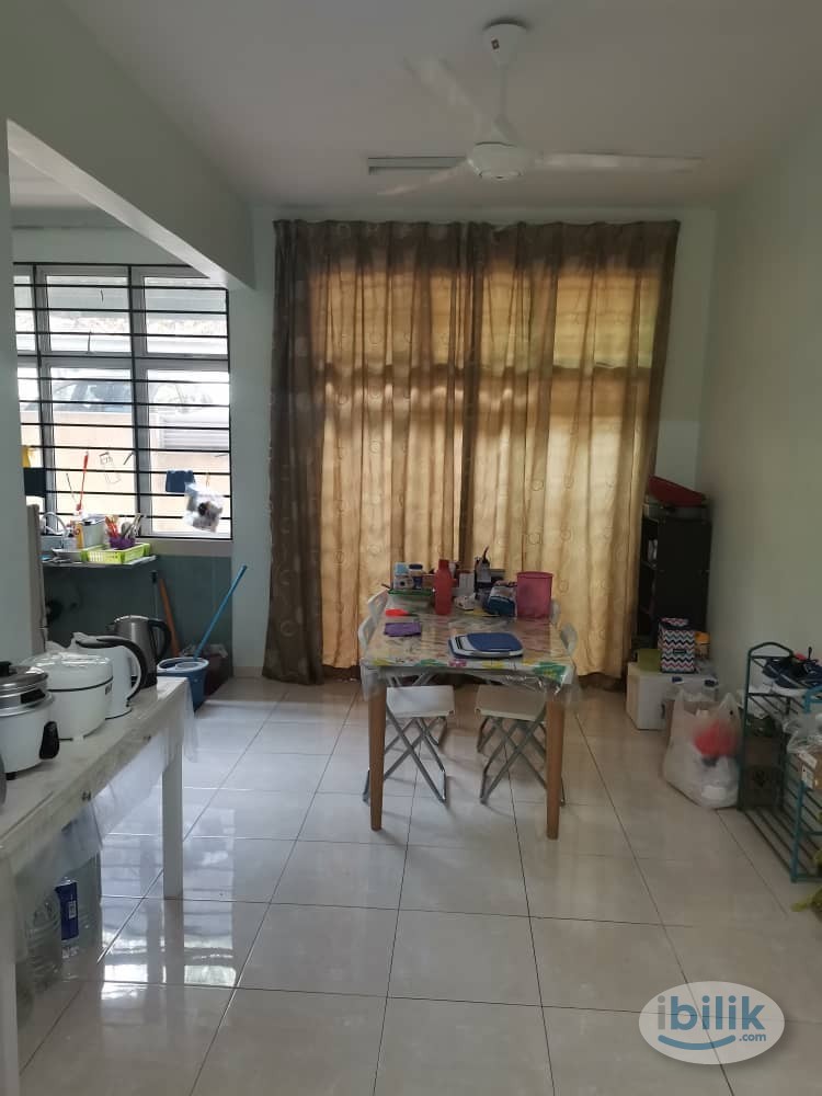 Middle Room at Bukit Beruang Permai, Bukit Beruang - Image 4