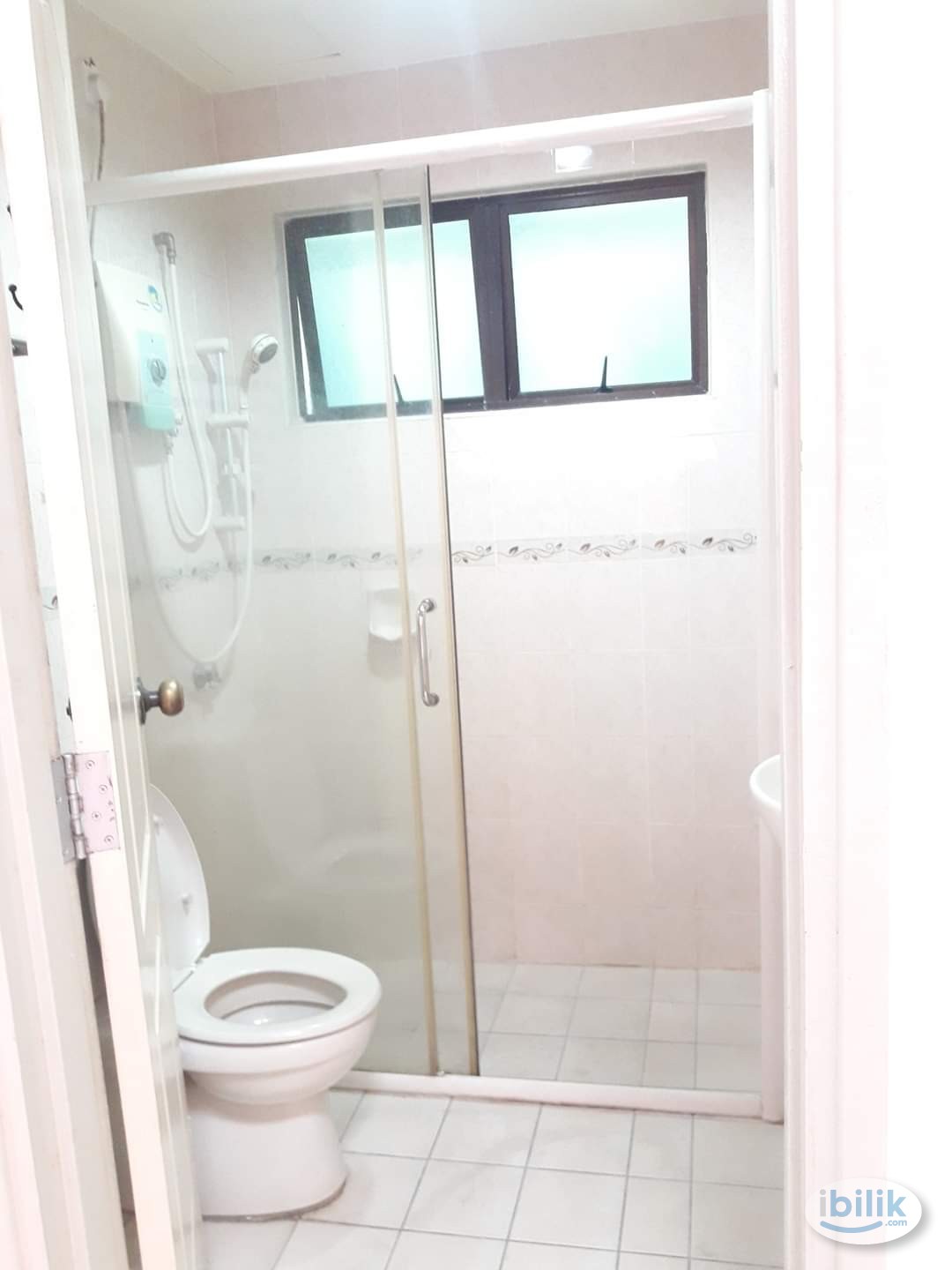 Budget Male single room at pelangi utama Condominium - Image 4
