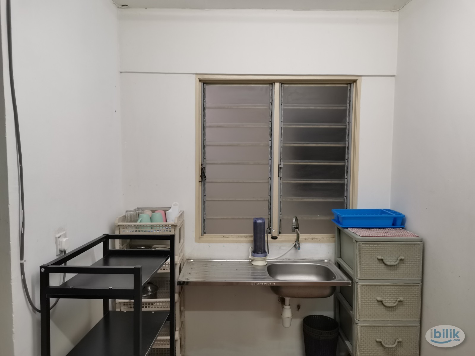 Desa Pinang 2 Middle Room with aircond & included Utilities share bathroom MIX GENDER - Image 4