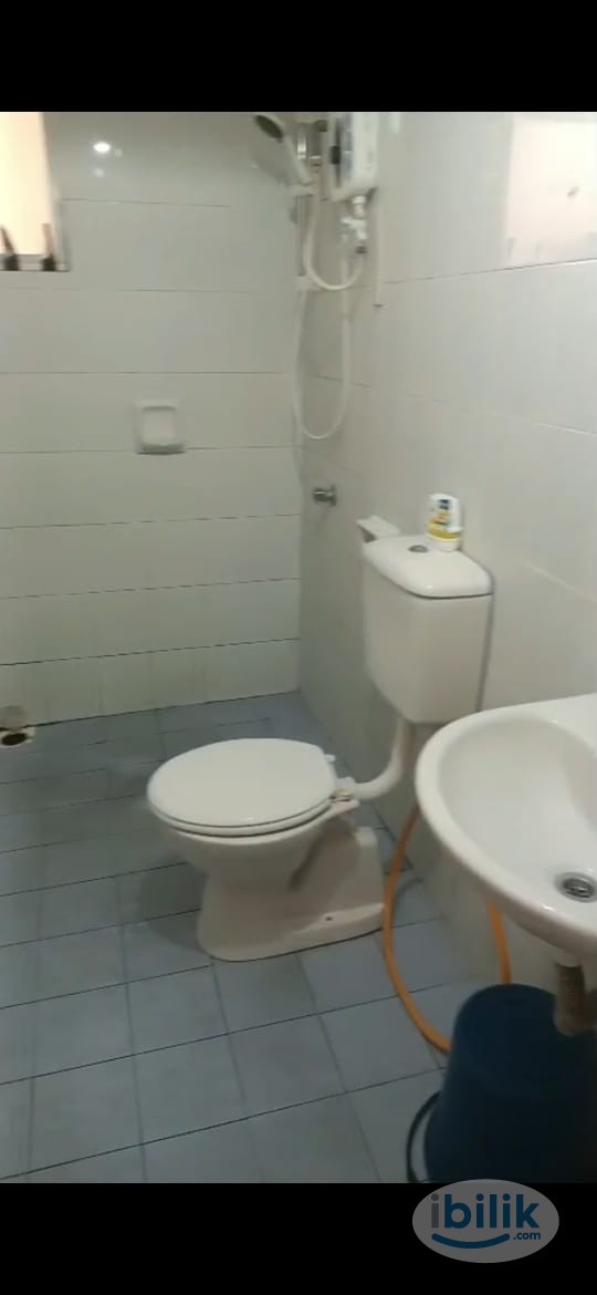 Master Room Female unit at Wangsa Metroview, Wangsa Maju - Image 4