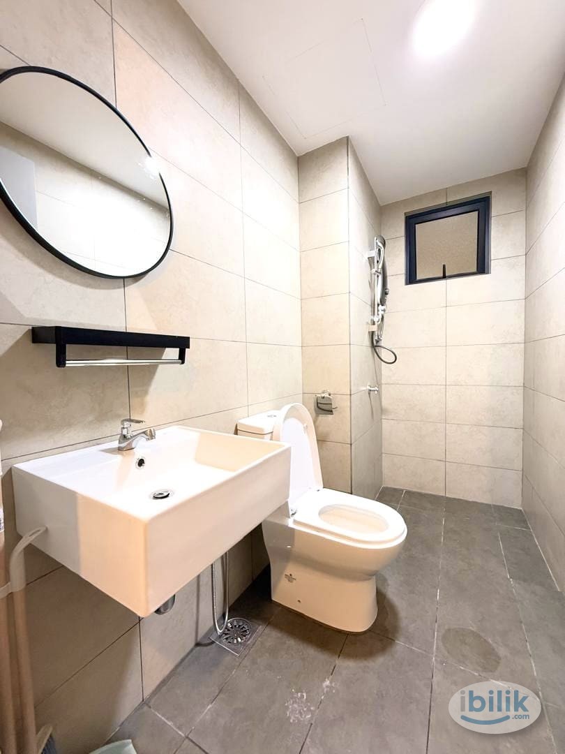 Shuttle to LRT Sri Rampai, 6 Stops KLCC, Fully Furnished Balcony Room - Image 5