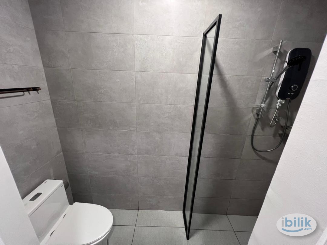 Bangsar South Cubic Botanical Renovated Studio for rent - Image 4