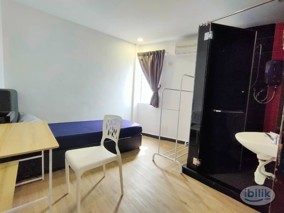 Master Room attached Bathroom at SS4, Kelana Jaya‼️ - Image 1