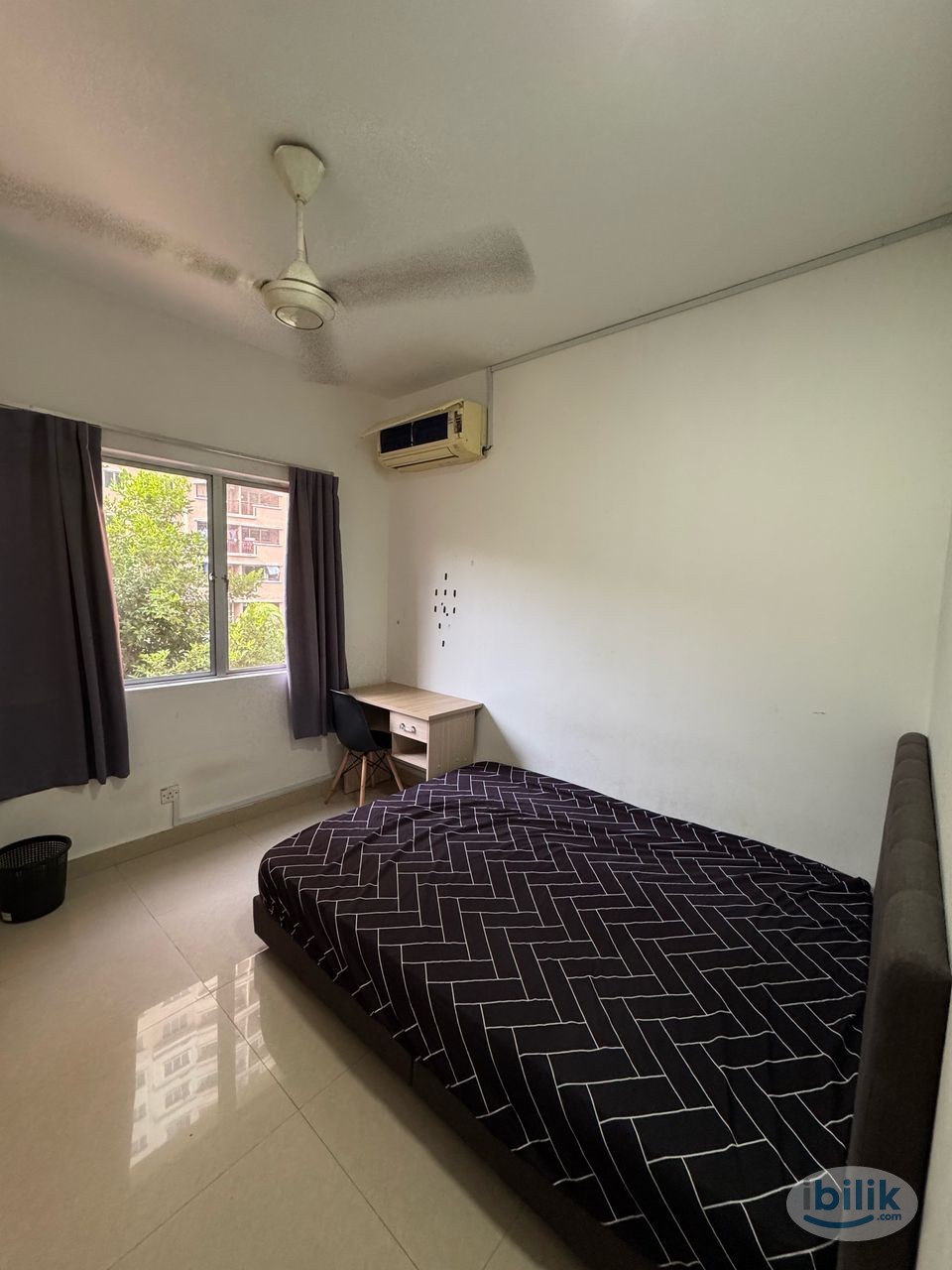 Fully Furnished Middle room at Cengal Condominium Walking to LRT - Image 1