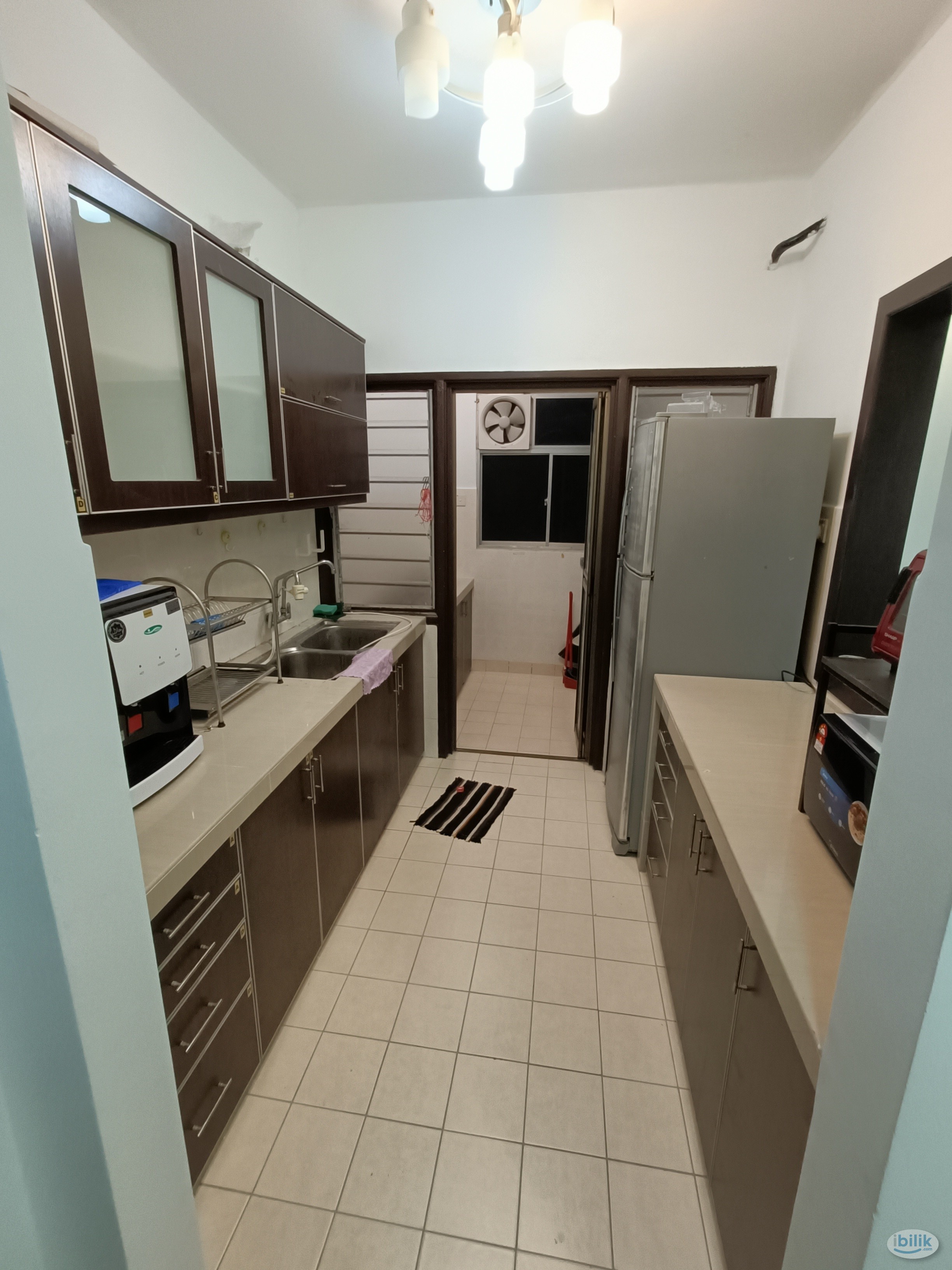 Fully Furnished Middle room at Cengal Condominium Walking to LRT - Image 4