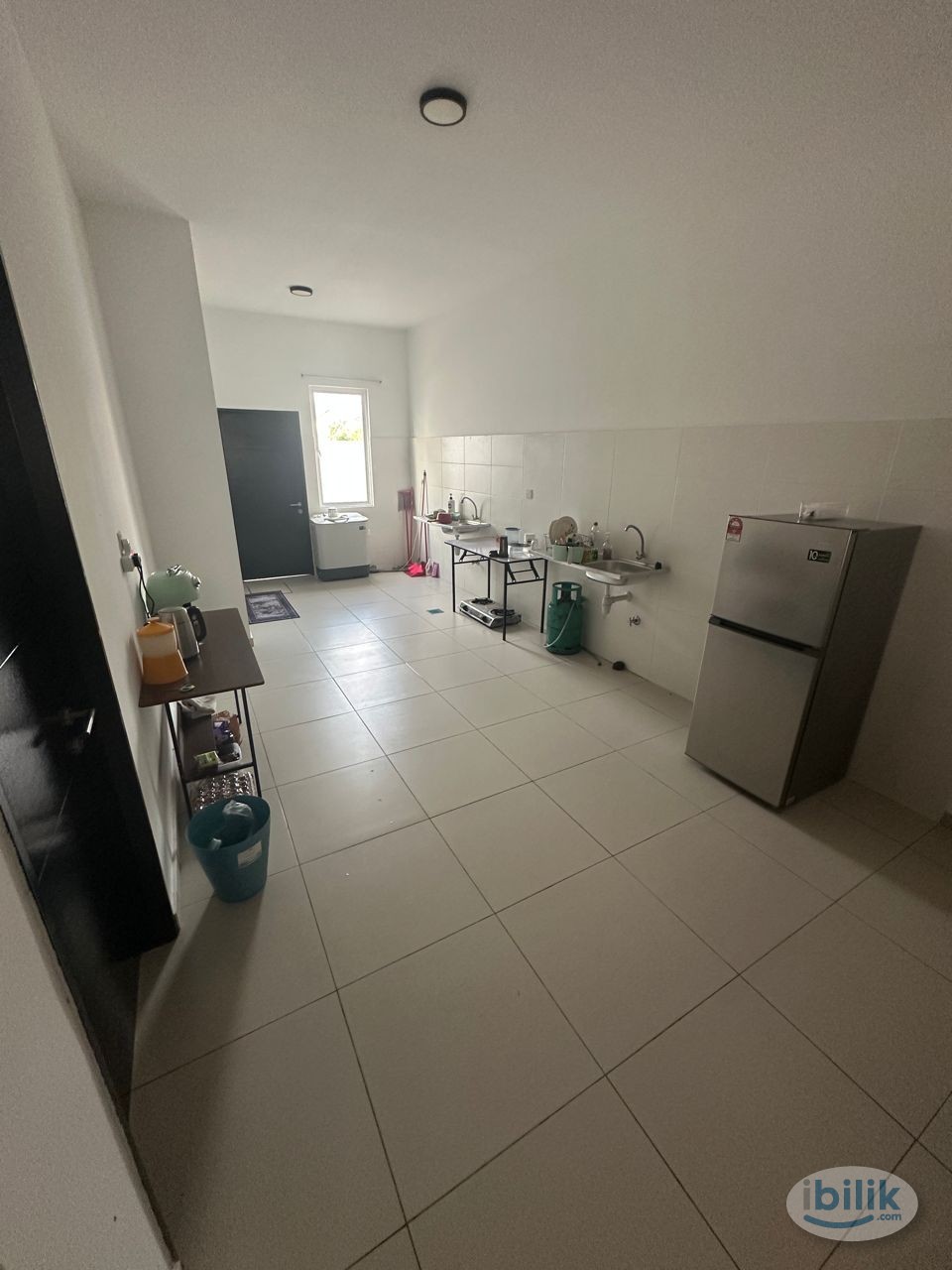 💫ROOM FOR RENT💫  SENDAYAN ,Merchant Square,99 SPPEDMART,MCD,7 ELEVEN,DIY - Image 4