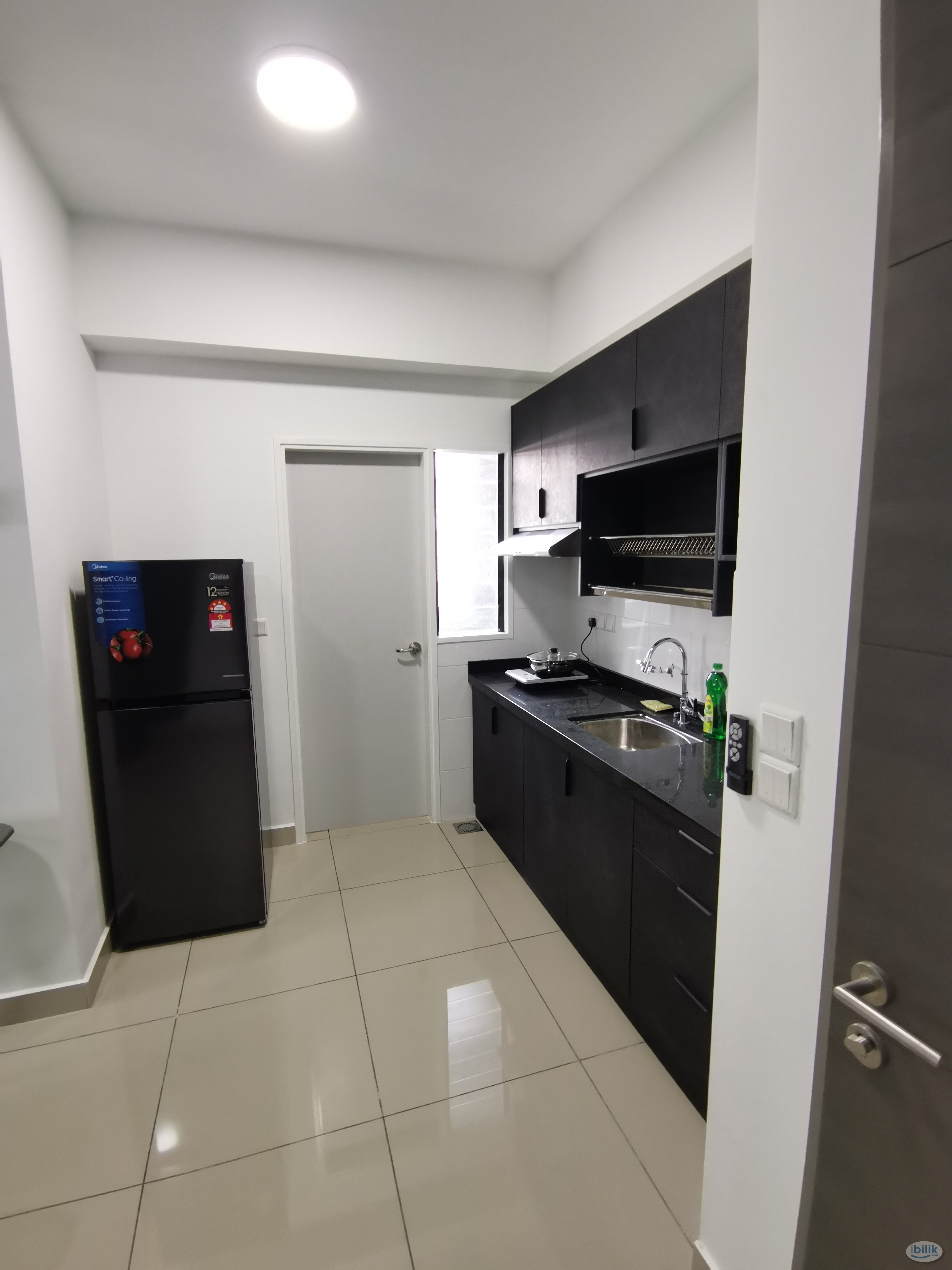 Fully Furnished Middle room at Akasa Residences - Image 4