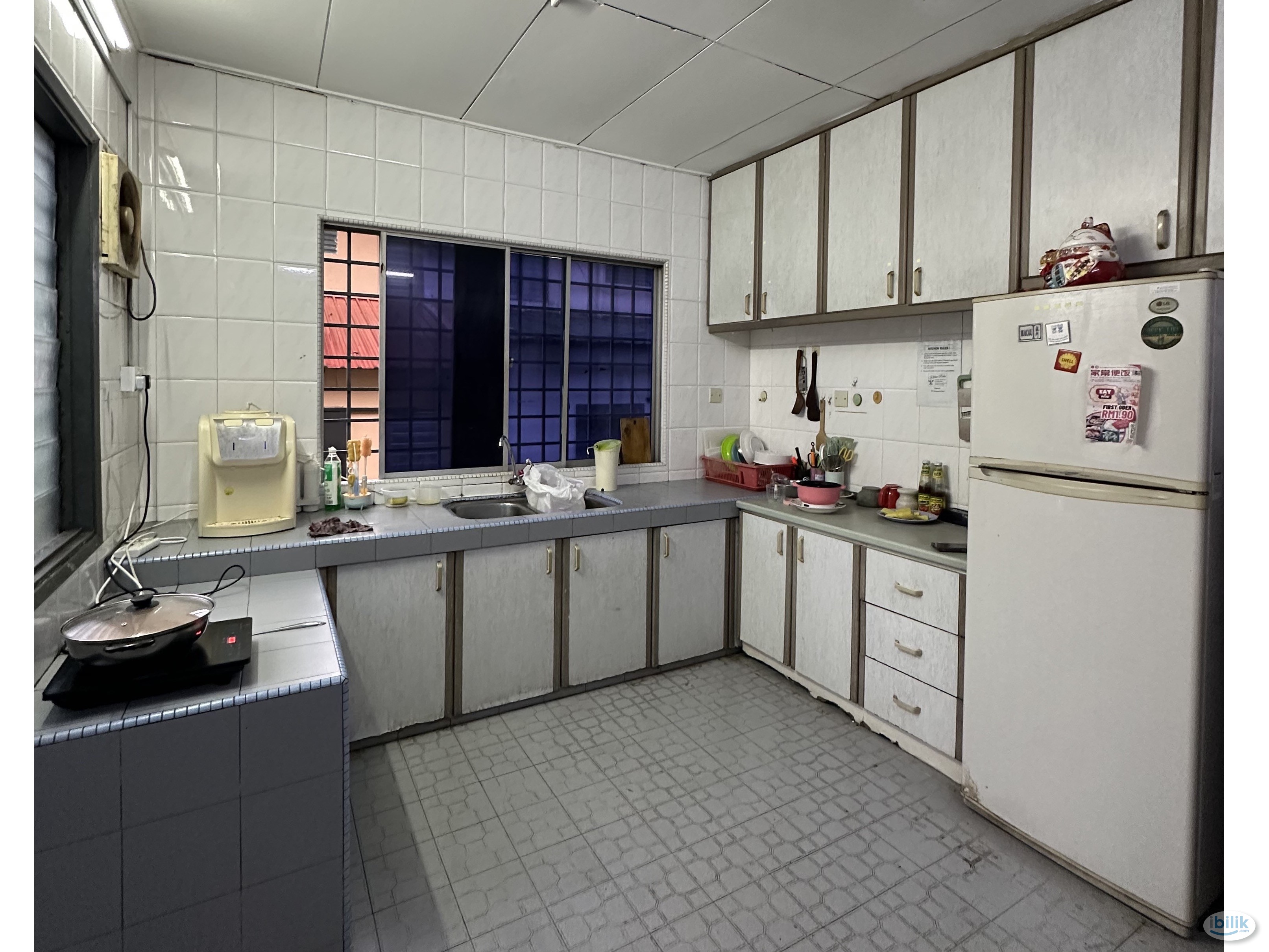🌵☀️ SPACIOUS ROOM WALKING DISTANCE TO LRT TAMAN BAHAGIA 🚶‍♀️🚊 MOVE IN IMMEDIATELY WITH ZERO DEPOSIT 🙏🏻😱 - Image 4