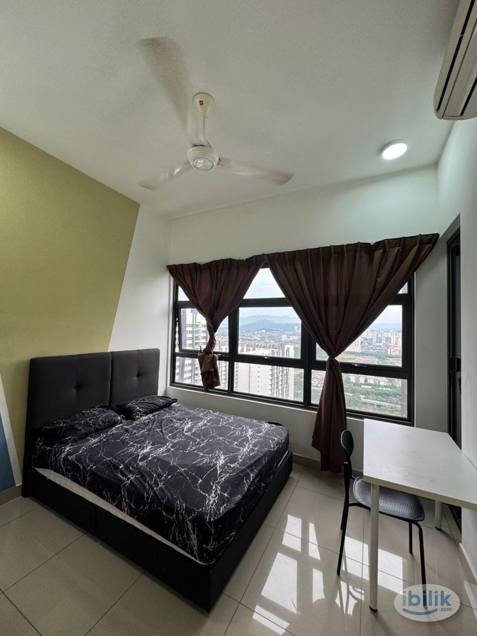 Fully Furnished Middle room at Lakeville Residences Jalan Ipoh - Image 1
