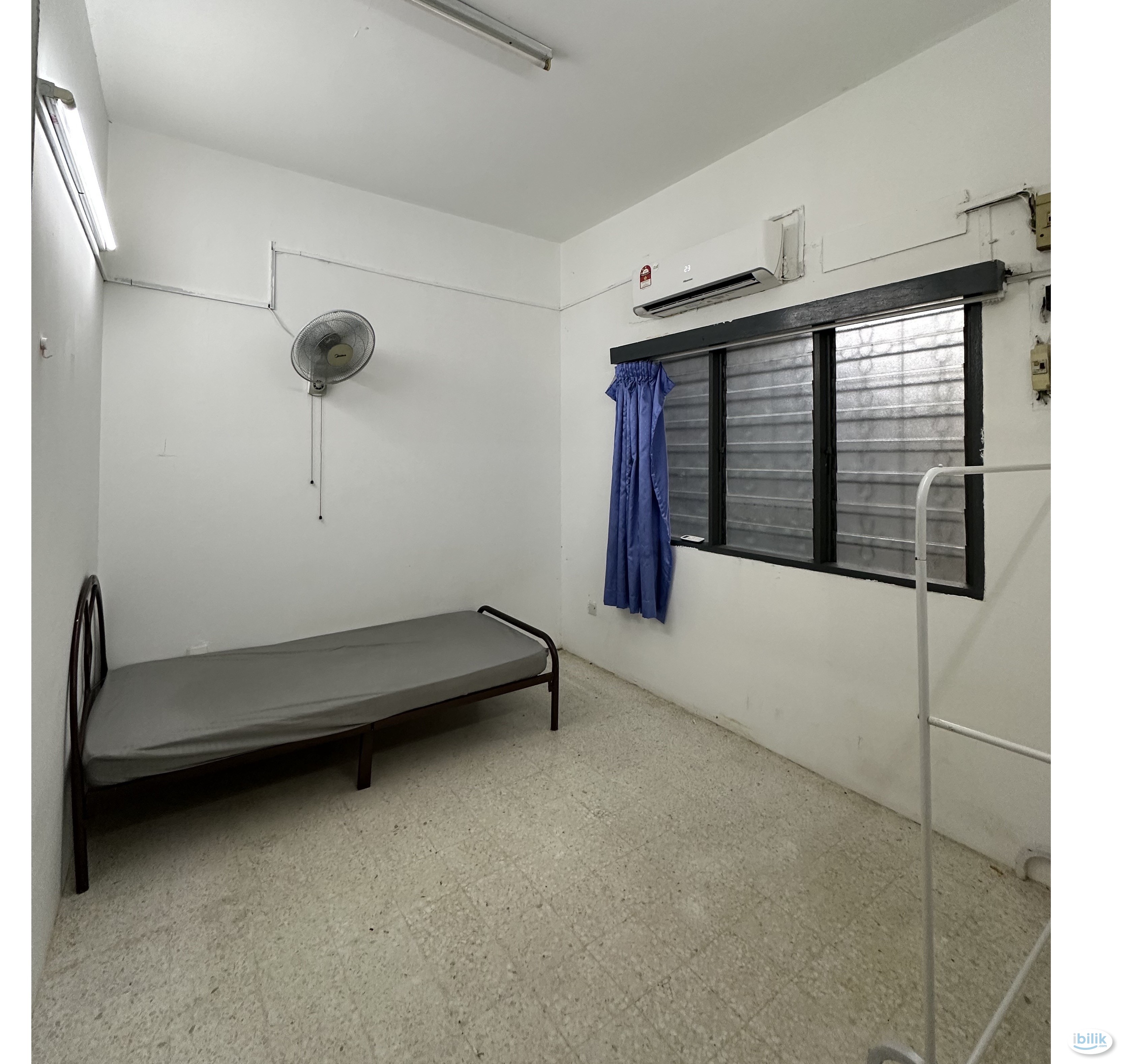 🌵☀️AFFORDABLE ROOM NEAR LRT TAMAN BAHAGIA 🚊🚶MOVE IN IMMEDIATELY  🏃‍♀️ - Image 1