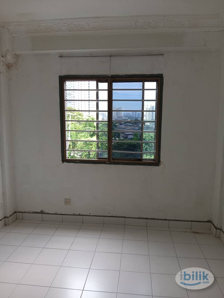 Middle Room at Salak South Garden, Sungai Besi - Image 4
