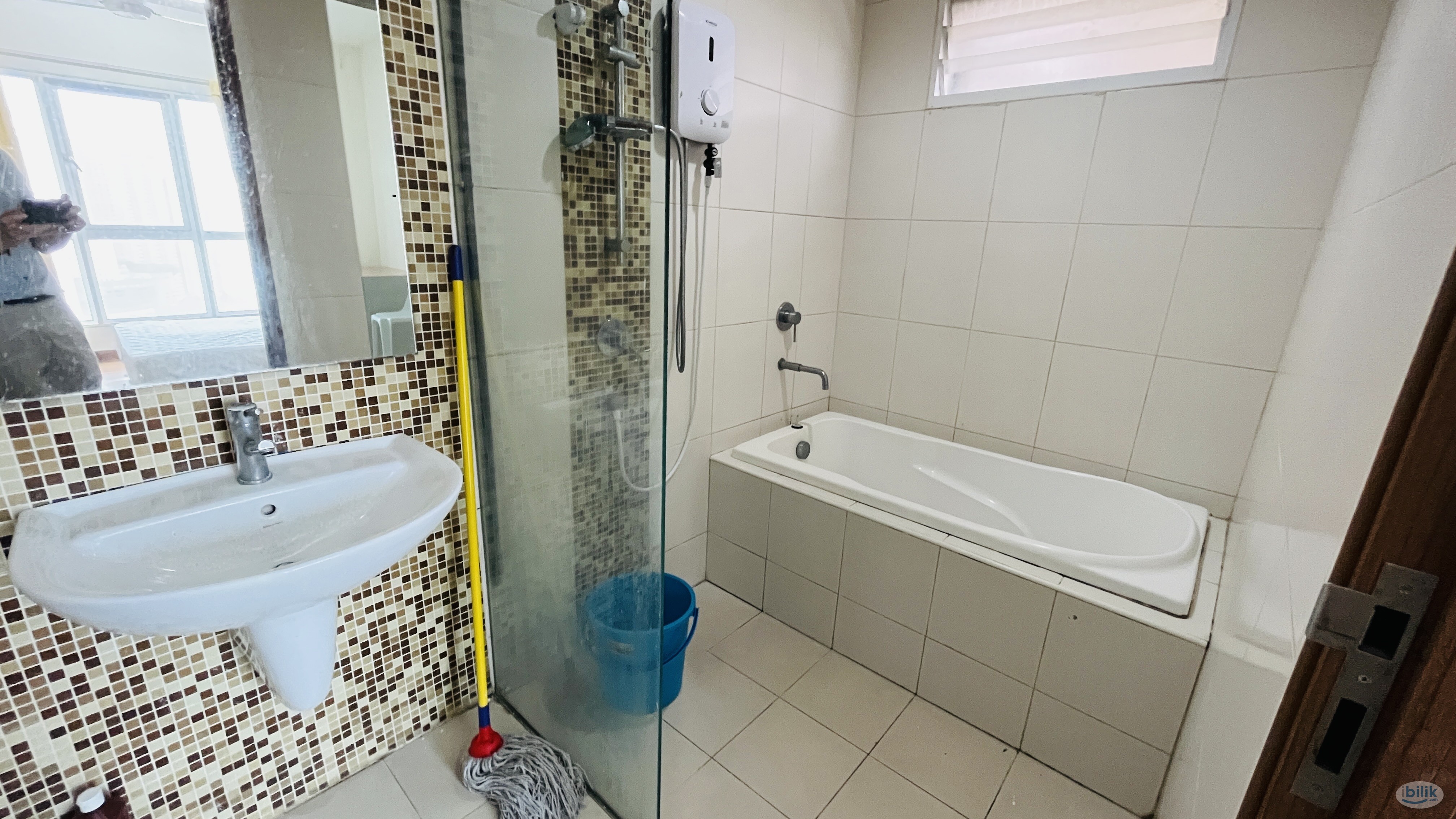 Near Hospital KL Master Room For Rent at Titiwangsa Sentral, Walking 3-5 min to MRT and LRT Titiwangsa Station - Image 2