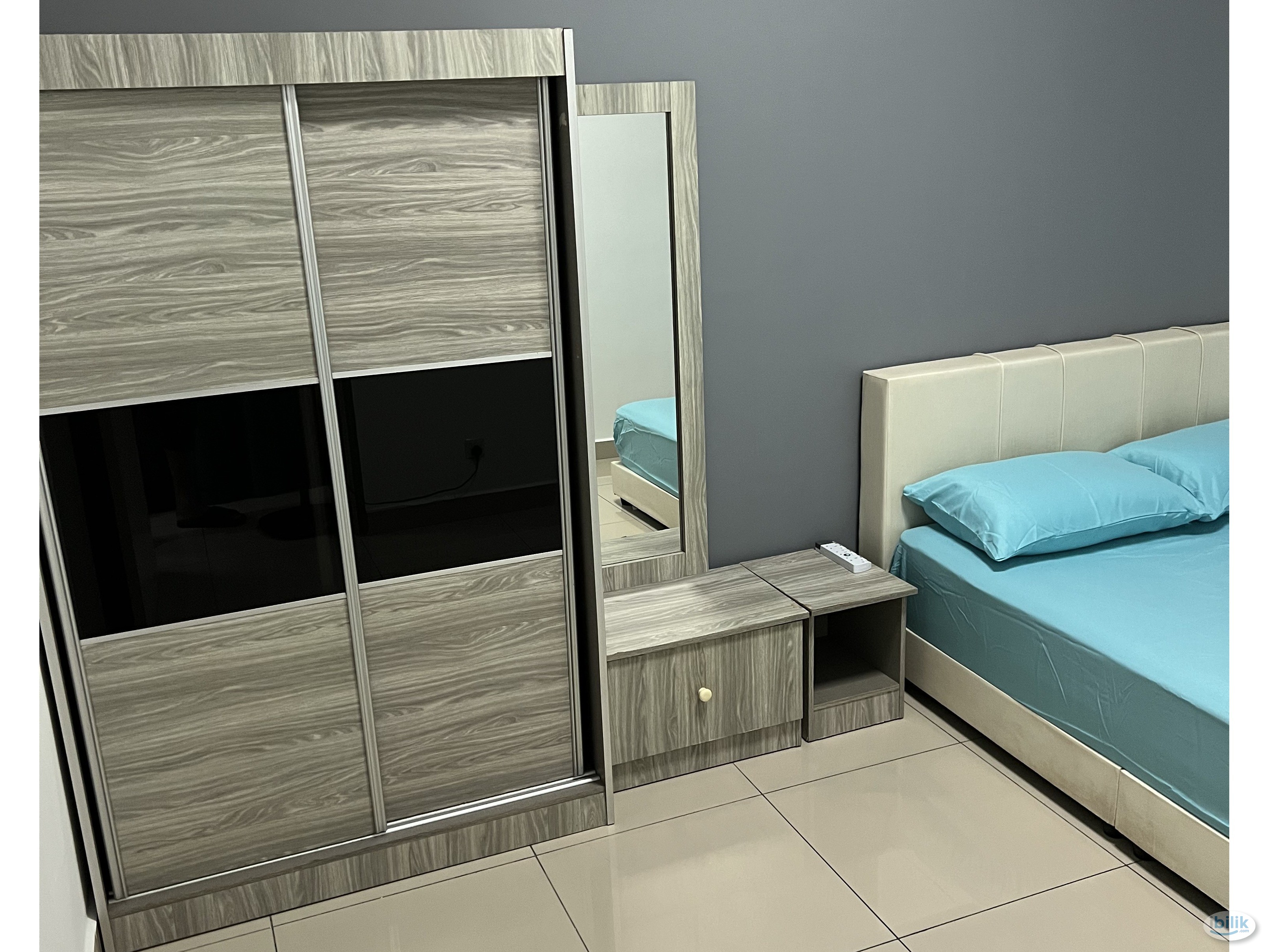 Middle Room at Maxim Citilights, Sentul - Image 2