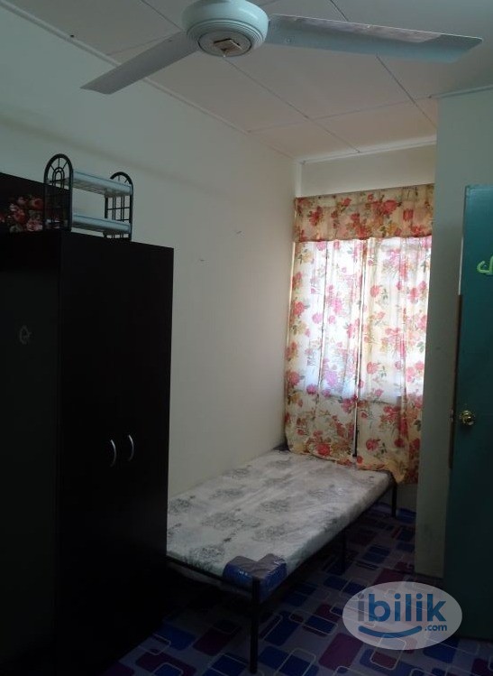 Single Medium Room at Garden Avenue, Seremban 2 - Image 1