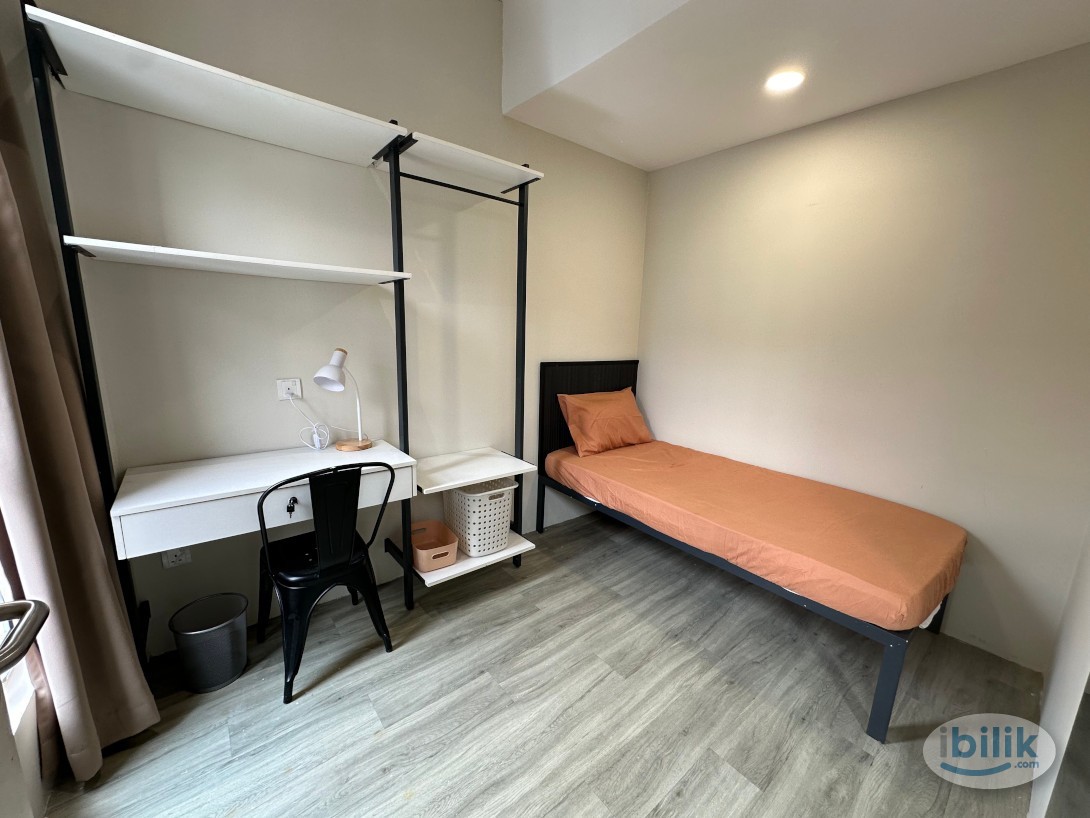 A Smart Suite Room @t💼🤝🏽Living in USJ 21 Township. - Image 2