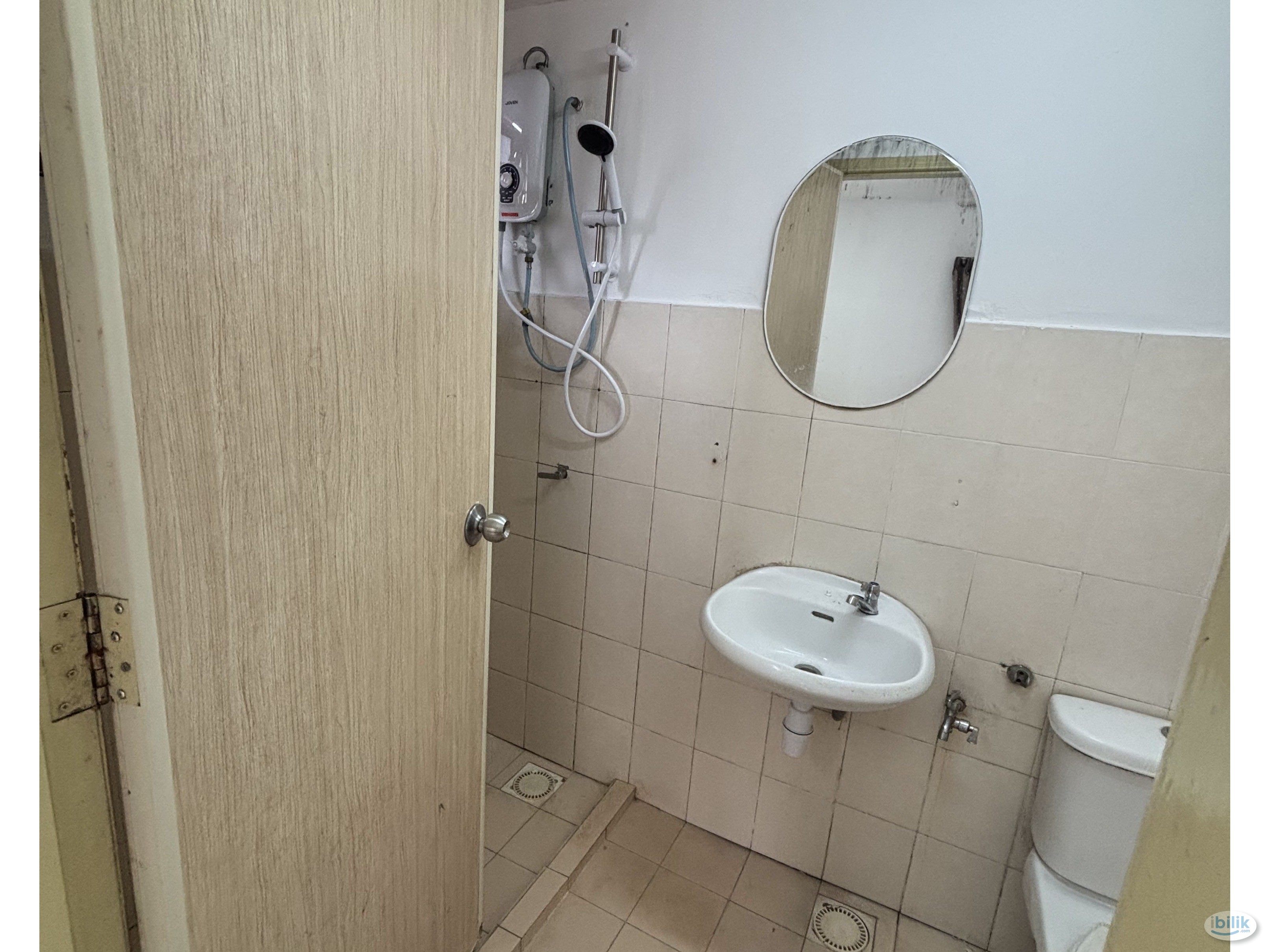 Palm Spring Apt Single Room Walking Distance to MRT at Kota Damansara, Petaling Jaya - Image 5