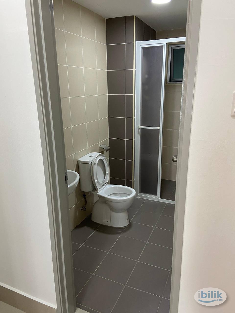 Single Room at Razak City Residences, Sungai Besi - Image 3