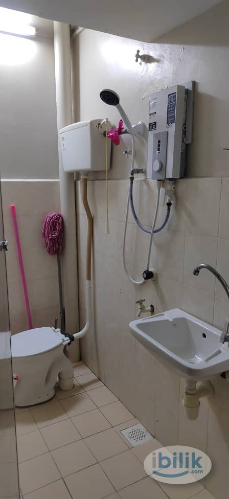 Single Room at Taman Paya Emas, Melaka Tengah, Melaka - Image 5