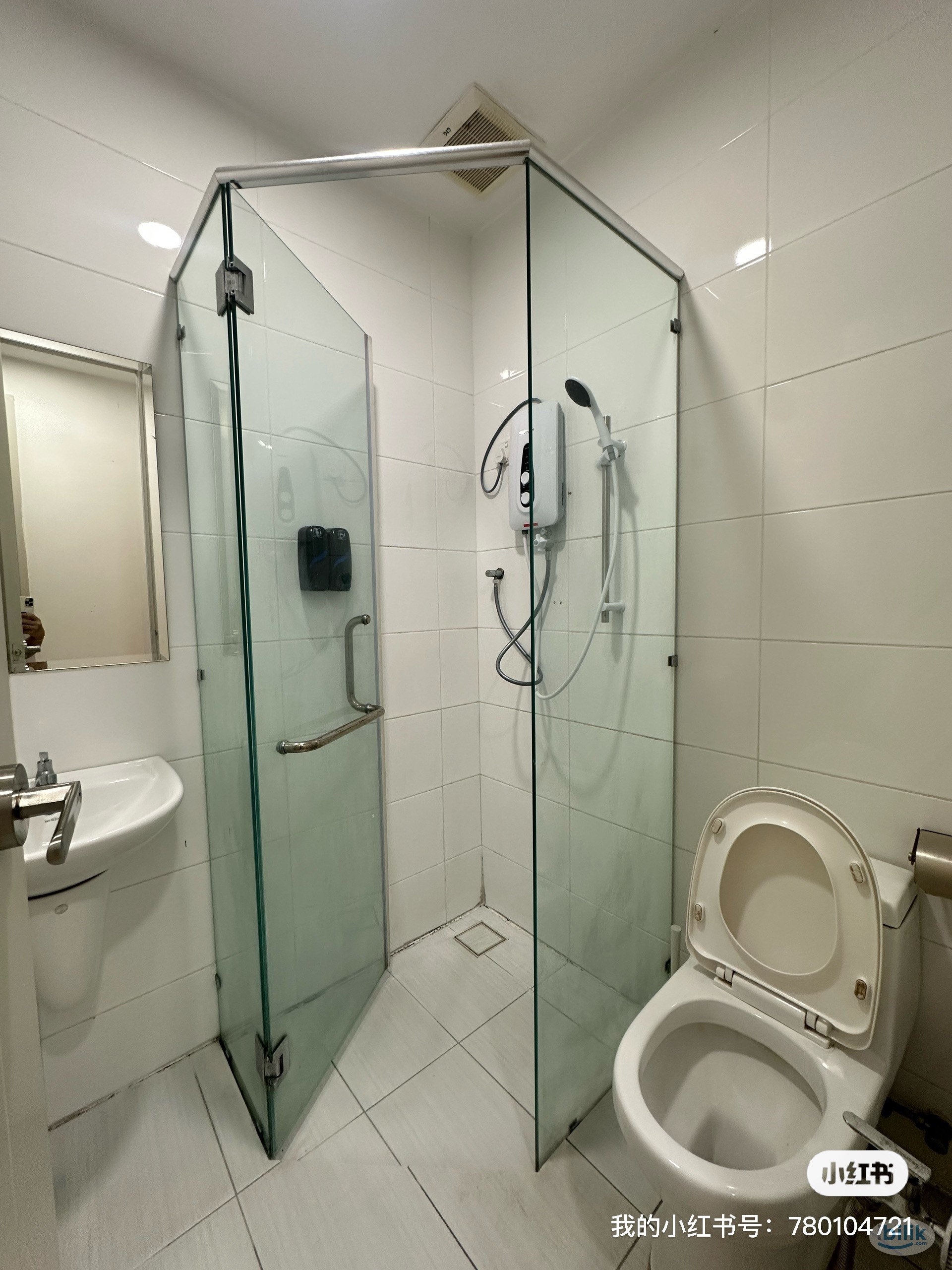 Single Room at Kota Laksamana Utama, Bandar Melaka - Image 2