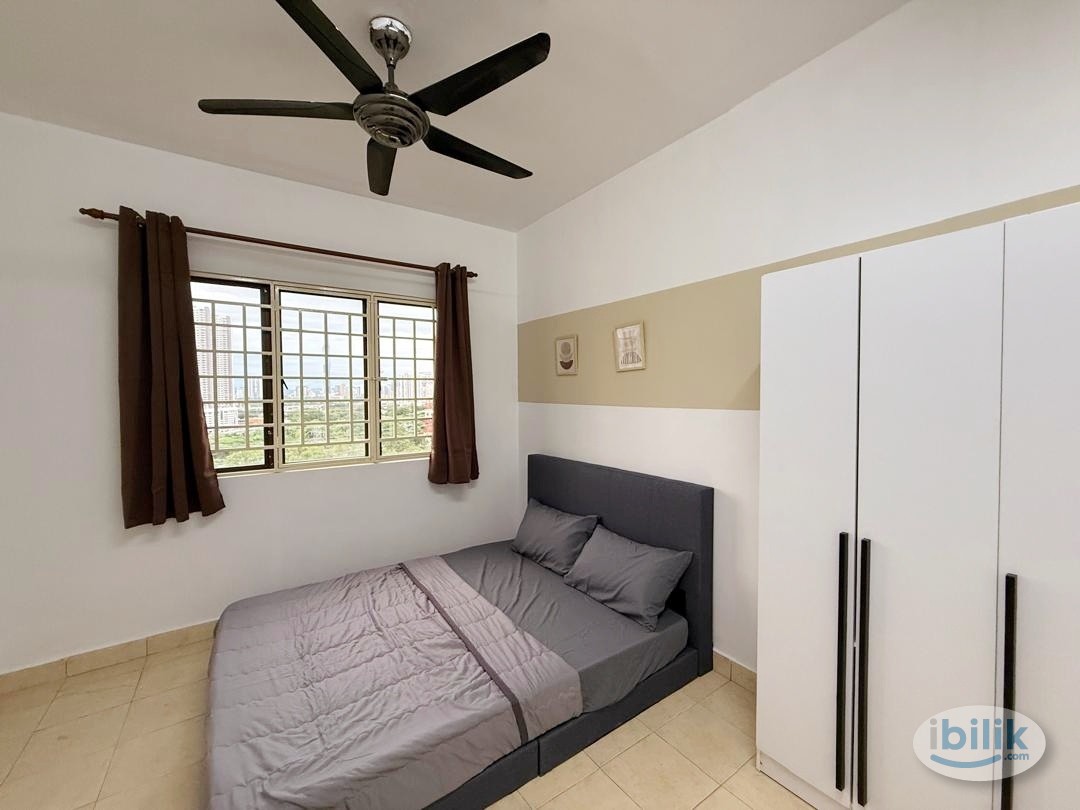 Female Master Room | WiFi Included | Near LRT Salak Selatan - Image 2