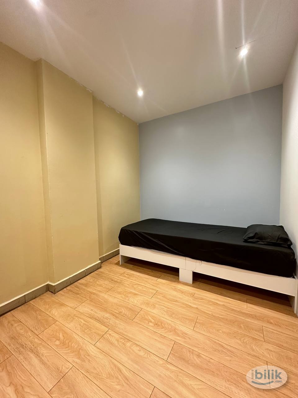[ Co living Hotel in PJS 8 l Short / Long stay are welcome ] ❤️‍🔥 Aircon room unit in PJS 8‼️ - Image 2