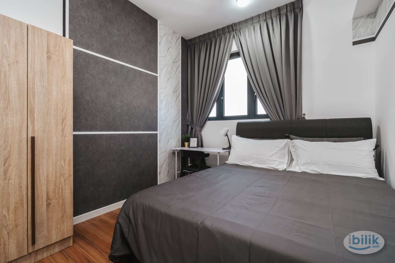 Fully furnished middle room, queen bed, inc utility. - Image 1