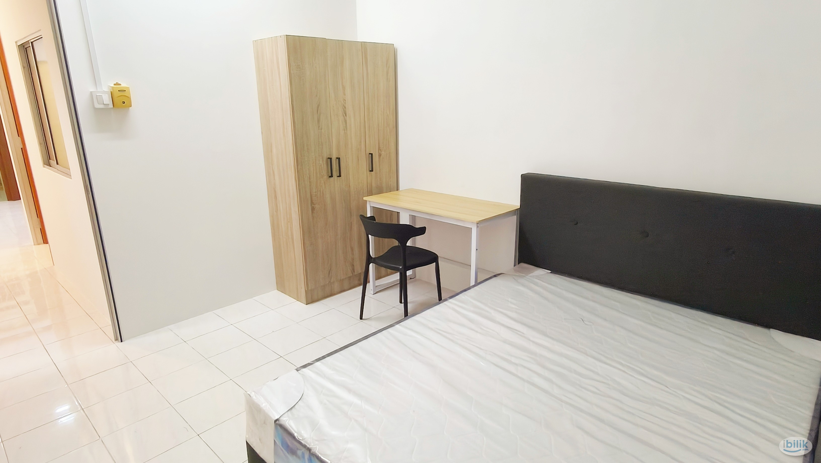 Middle Room at Bandar Sri Permaisuri, Cheras📍 Pangsapuri Cemara - Image 1