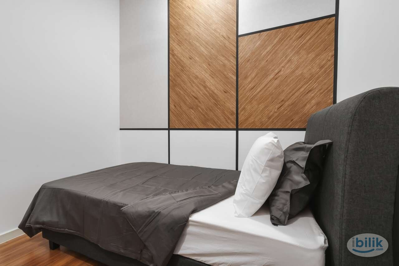 Single room, premium ID, near train, rental inc utility - Image 2