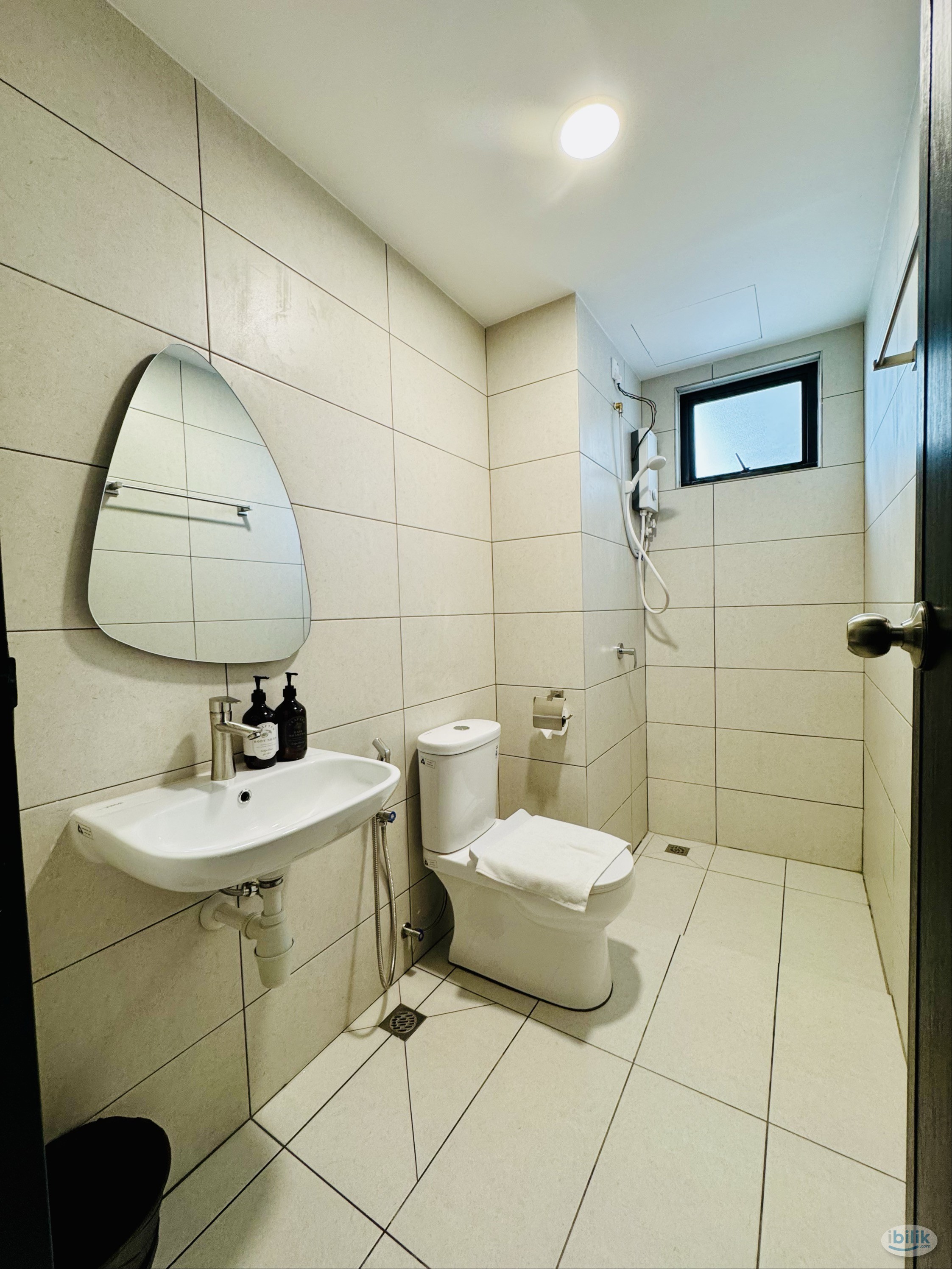 3 Bedroom Serviced Apartment @ MARC Residence, Bukit Mertajam - Image 4