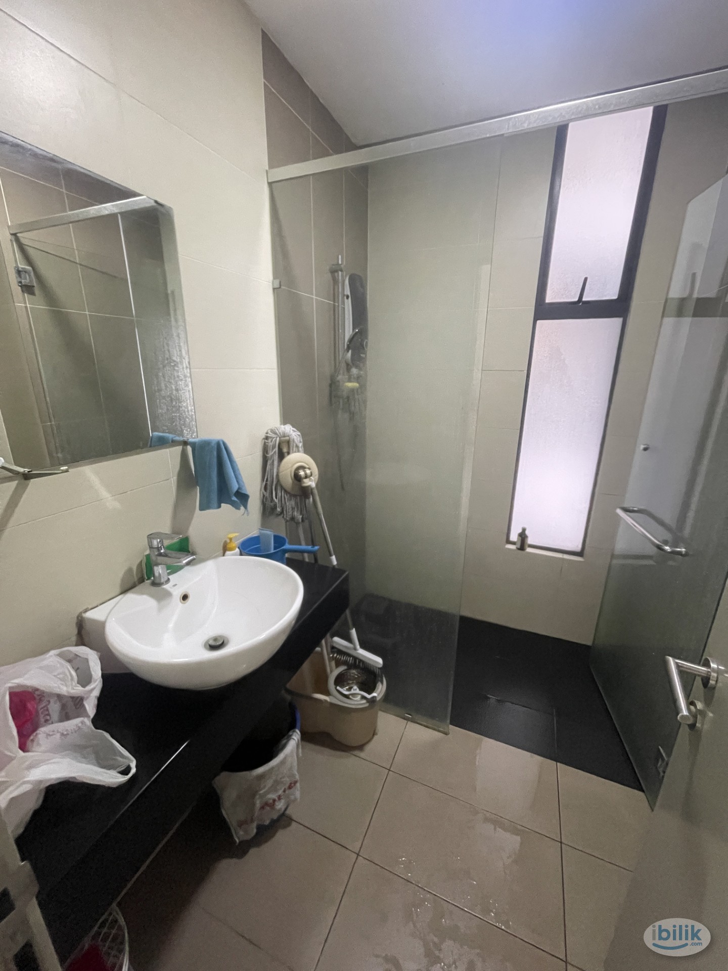 Middle Room at LakePark Residence, Selayang - Image 3