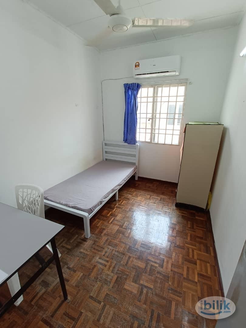 Middle Room at Setia Impian, 4mins to Lotus 7mins to Setia City Mall - Image 1