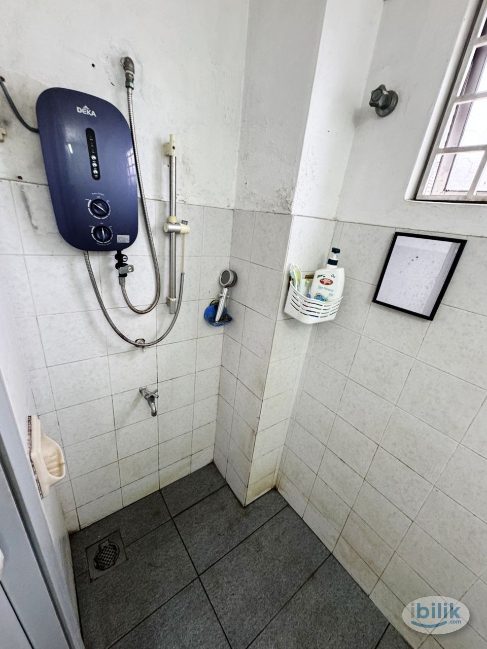 Low Budget & Zero Deposit‼️🔥Middle Room For Rent Walking🎈 Distance to MRT Bandar Utama, High Speed Wifi📥 - Image 5