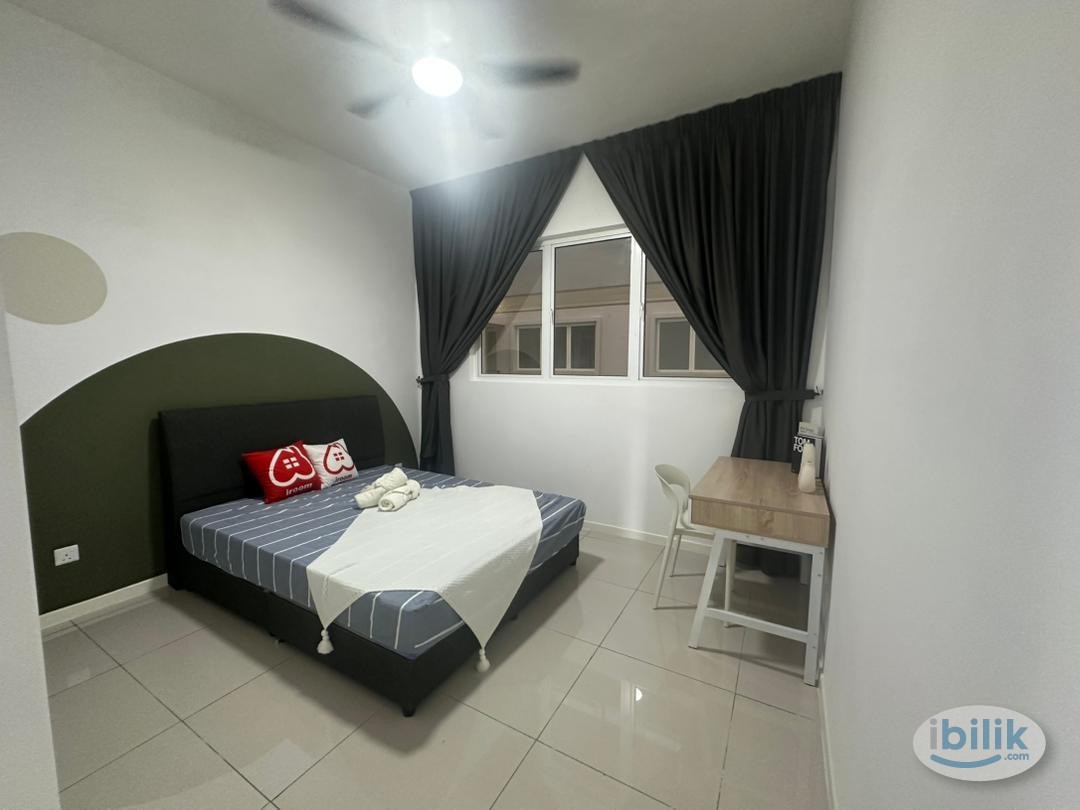 Nadayu 801 Master room Female Unit @ Fully furnished - Image 2