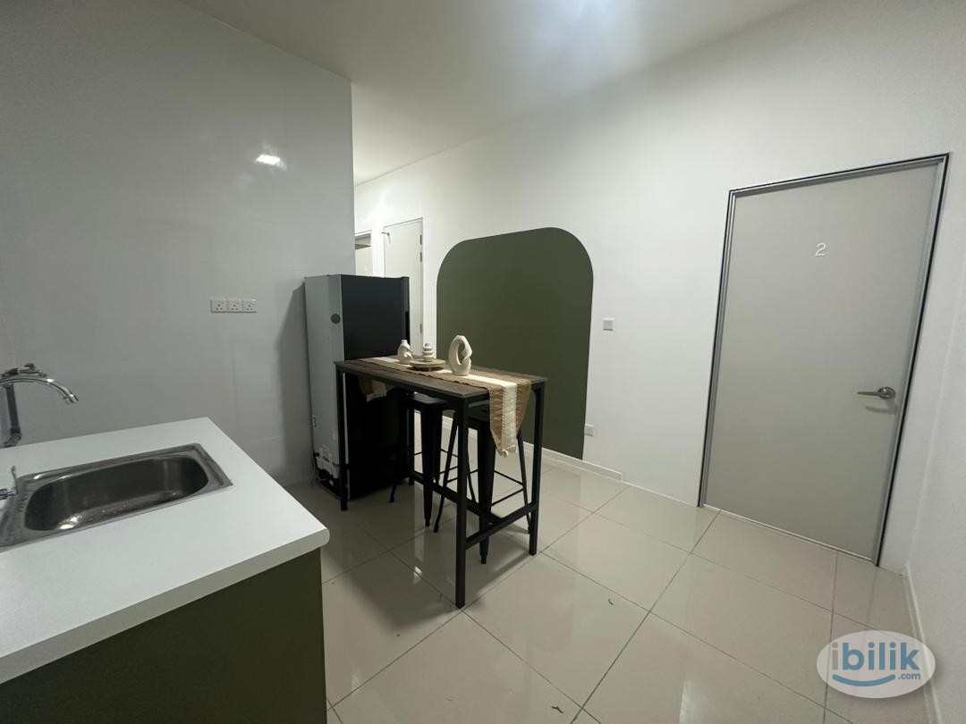 Nadayu 801 Master room Female Unit @ Fully furnished - Image 5