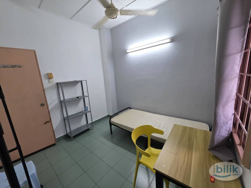 LIMITED TIME OFFER & Zero Deposit‼️ Master Room attach AirCond and Free WiFi 🏡Tmn Wawasan Puchong‼️ - Image 2