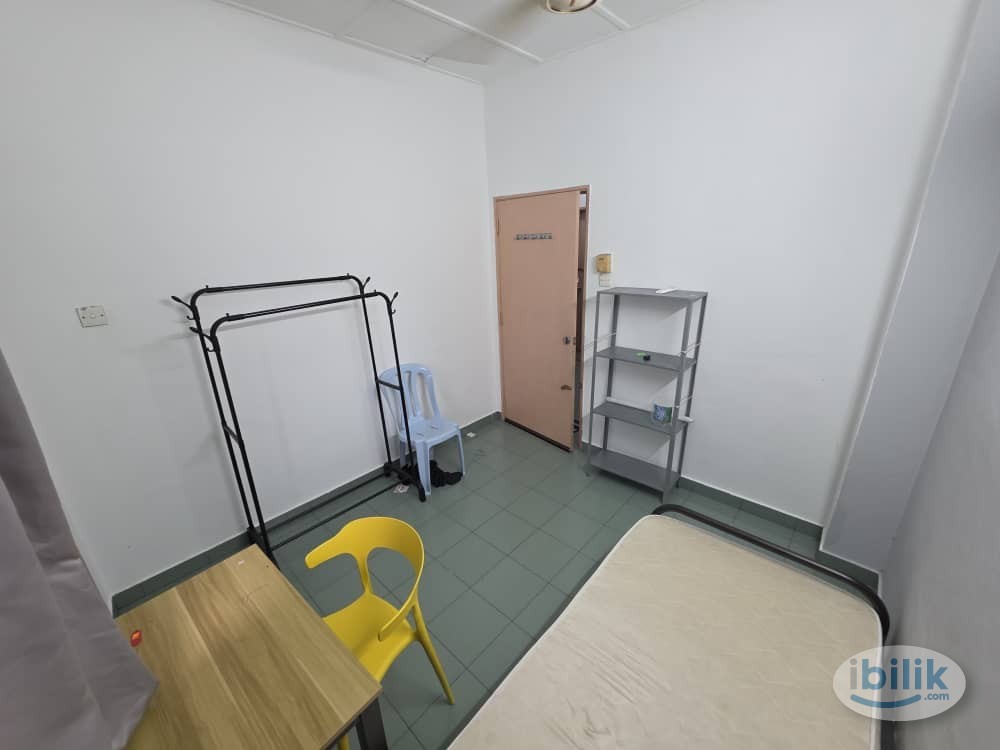 LIMITED TIME OFFER & Zero Deposit‼️ Master Room attach AirCond and Free WiFi 🏡Tmn Wawasan Puchong‼️ - Image 3