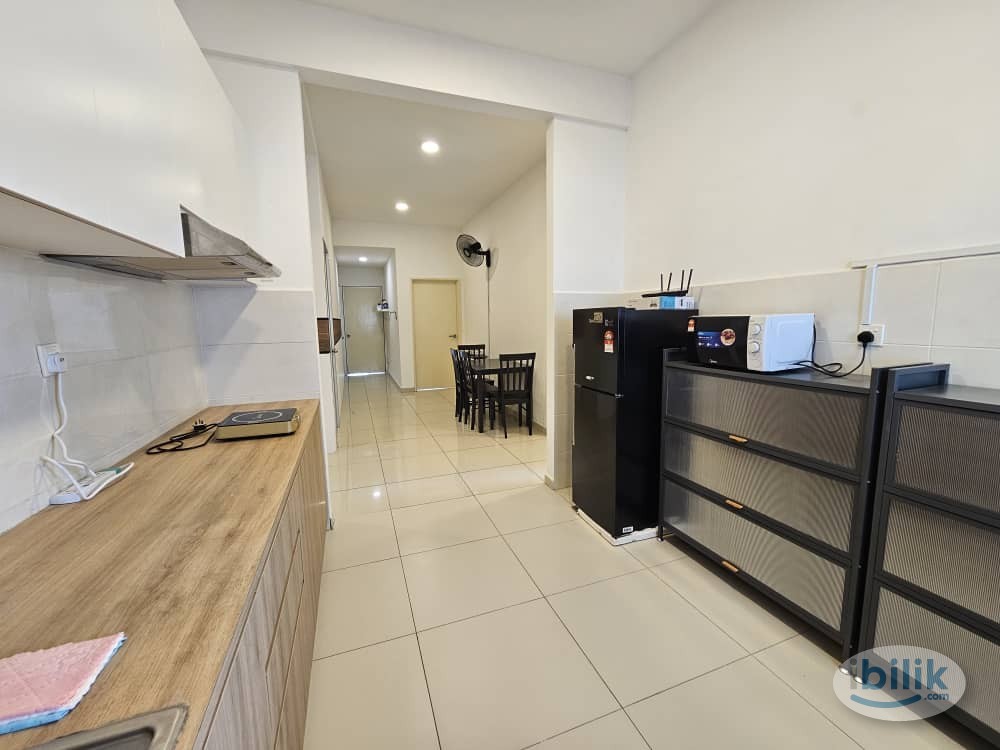 Single Room at Marina Residence - Image 5