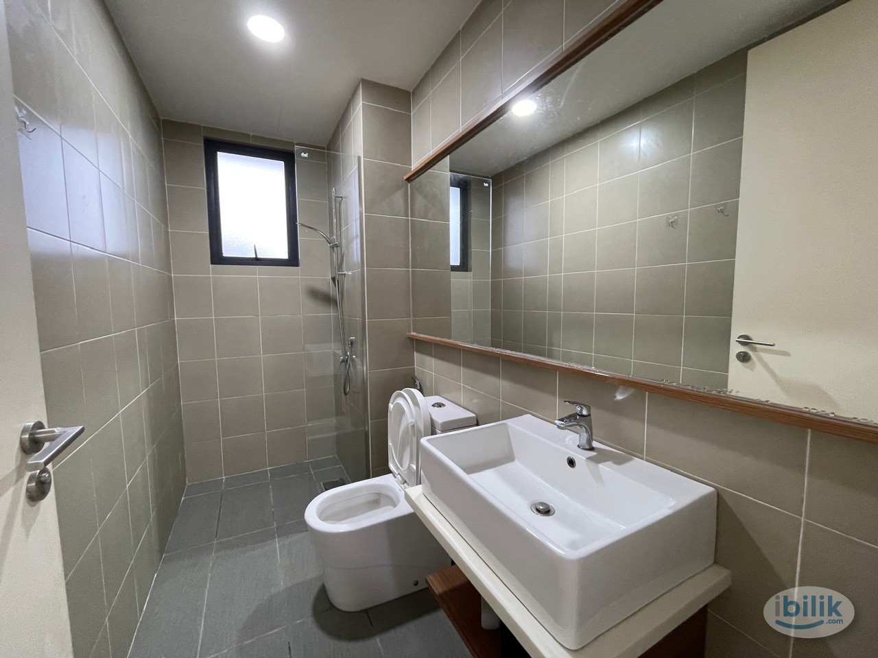 NEW Master Room at Nidoz Residences, Desa Petaling - Image 4