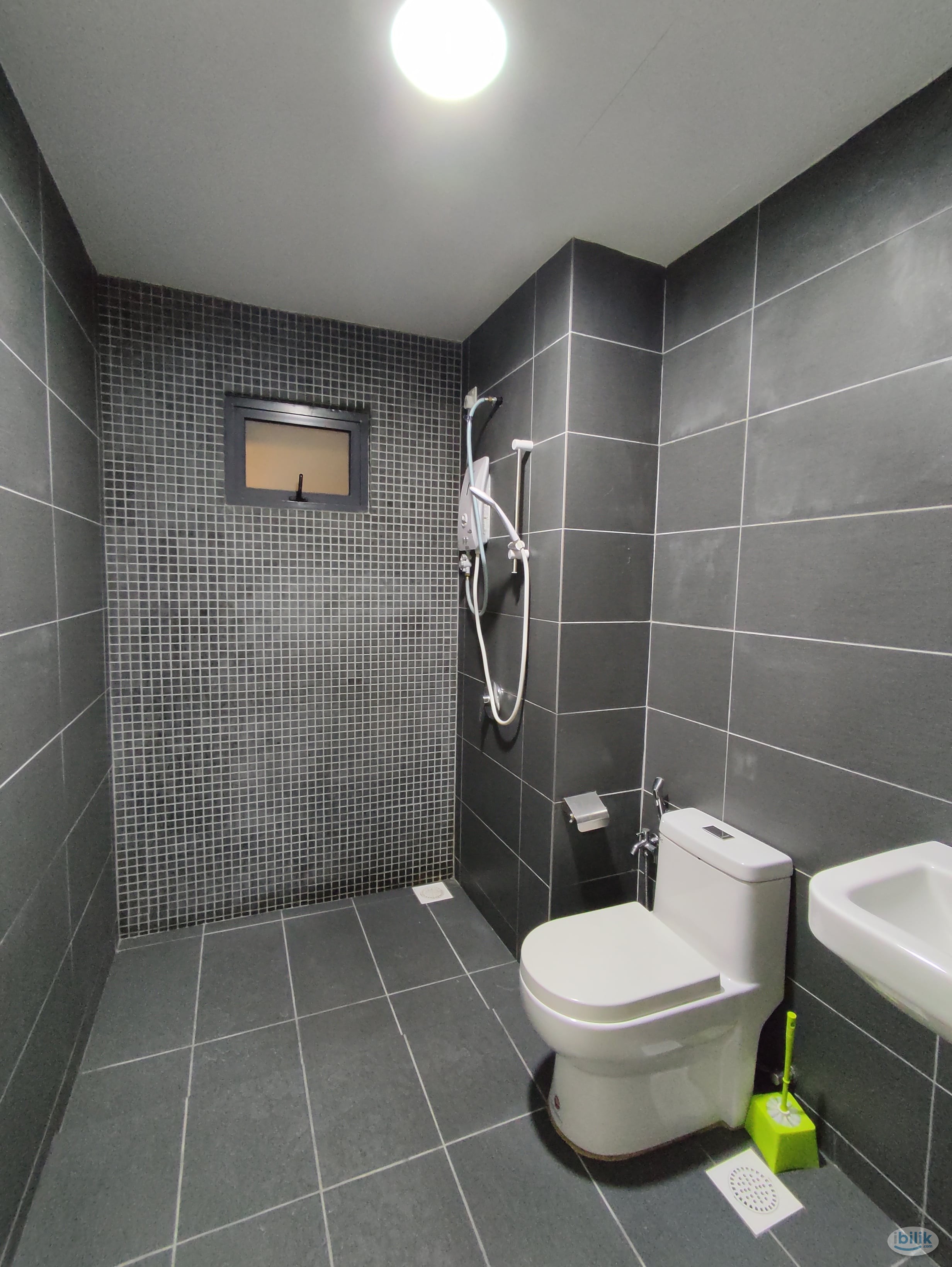 Master Room at Parkhill Residence, Bukit Jalil - Image 3