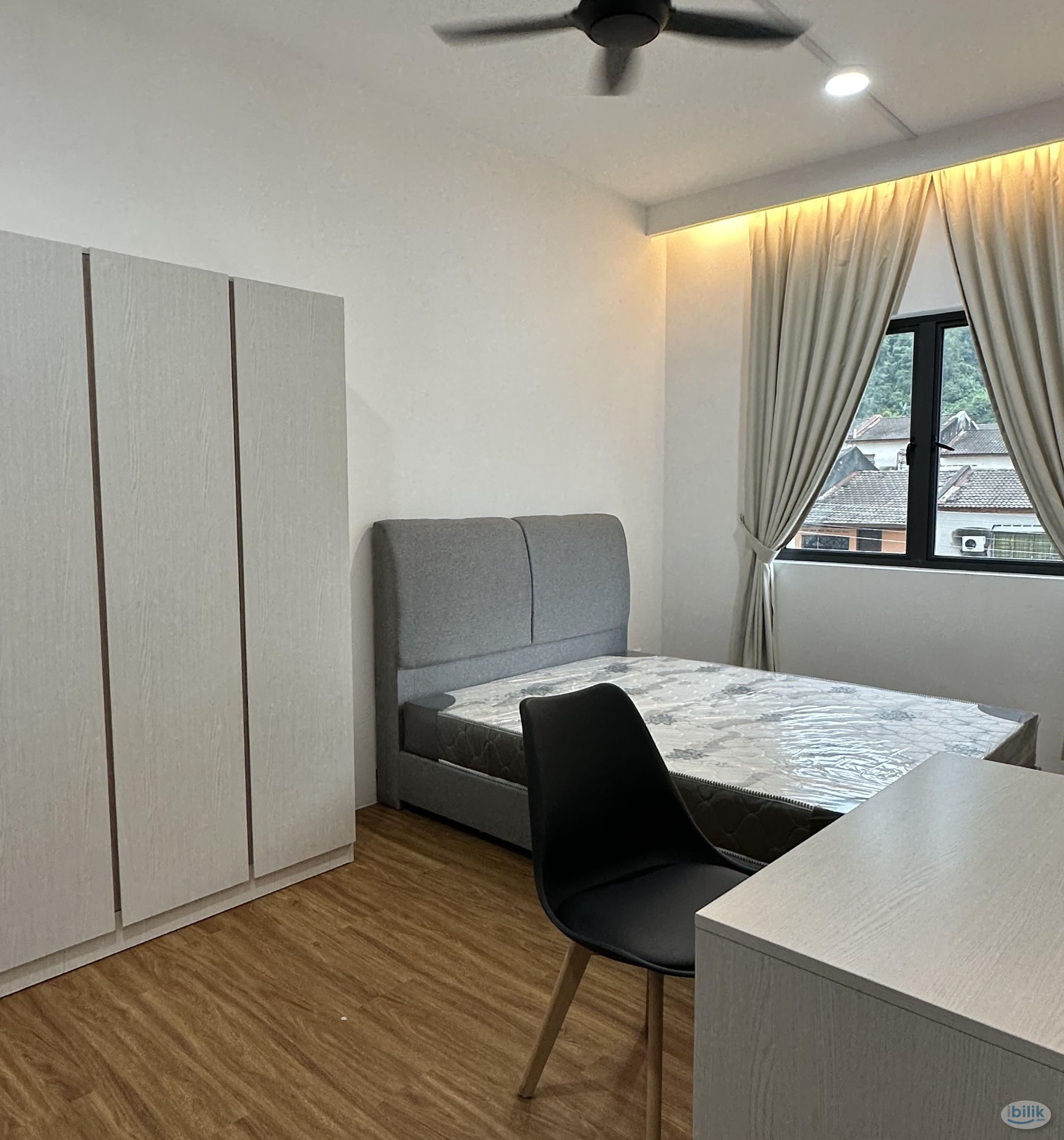 Master Room at UCSI Residence 2, Cheras - Image 2