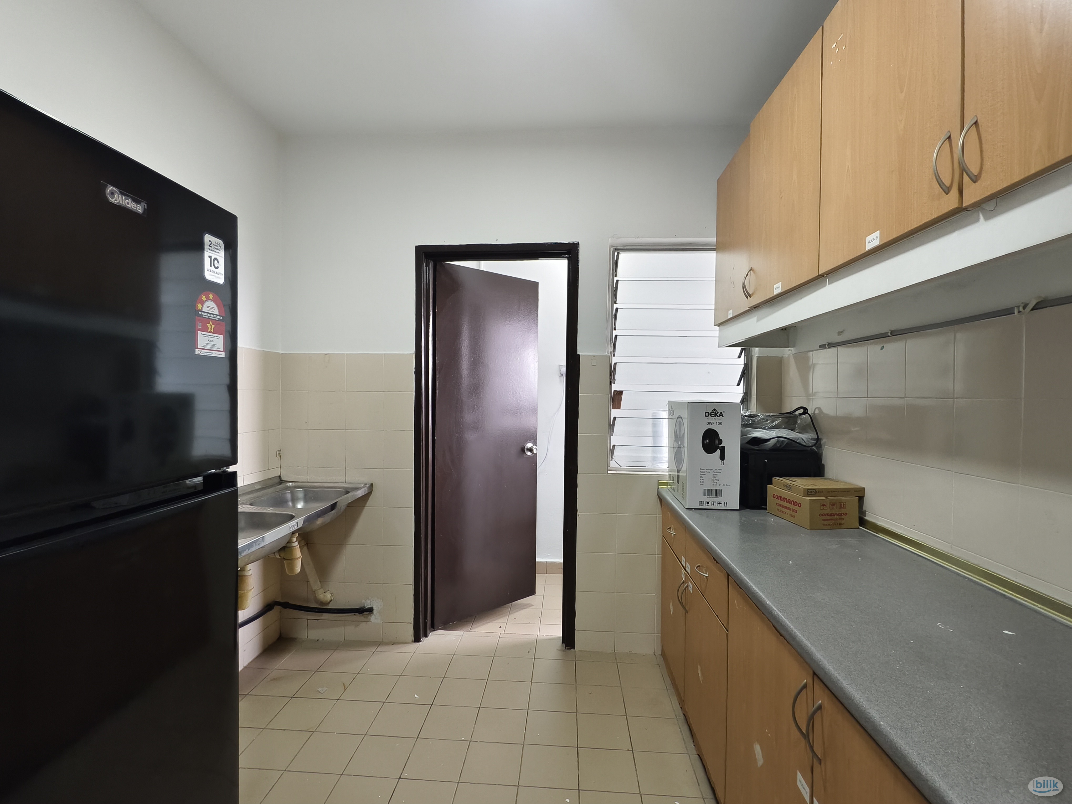 🏠Single Room Full Furnish D'aman Crimson at Ara Damansara🏠-Free WiFi 🌐🚄Walking to LRT( Lembah Subang)🚄 - Image 3