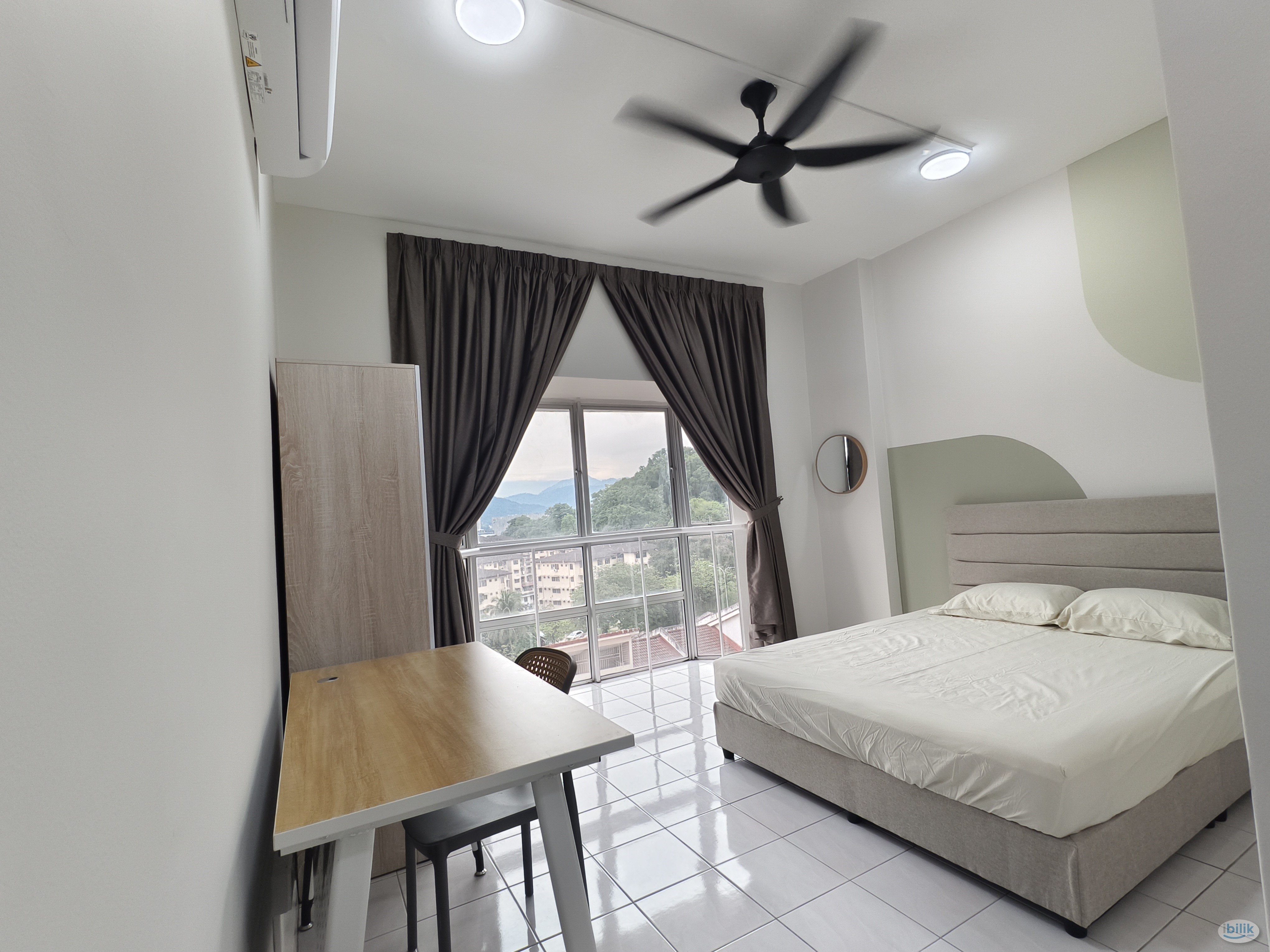 🏠Master Bedroom Full Furnish at Wangsa Metroview🏠-Free WiFi 🌐🚄Walking to LRT🚄 - Image 1
