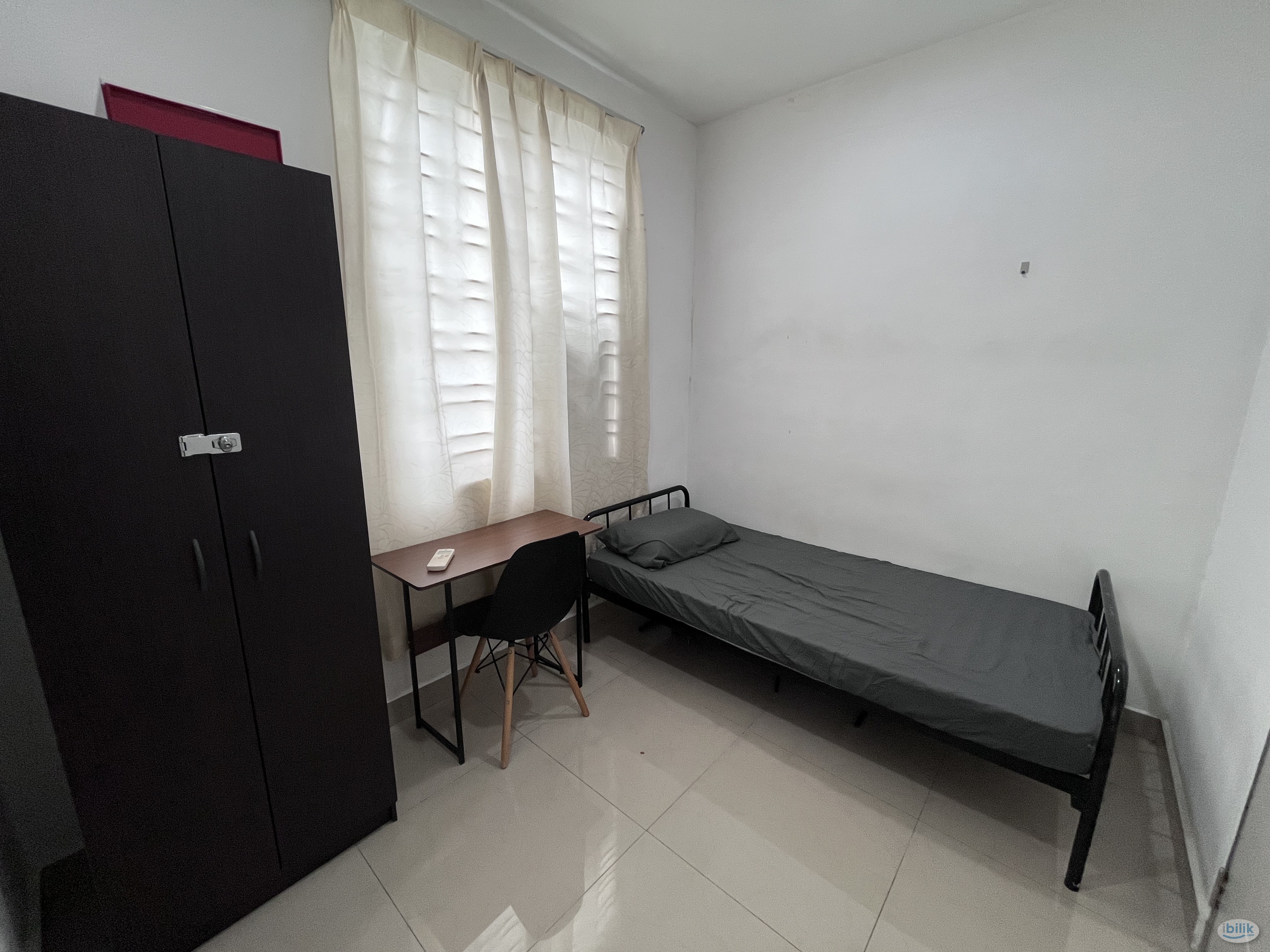 Single Room at Menara U2, Shah Alam - Image 1